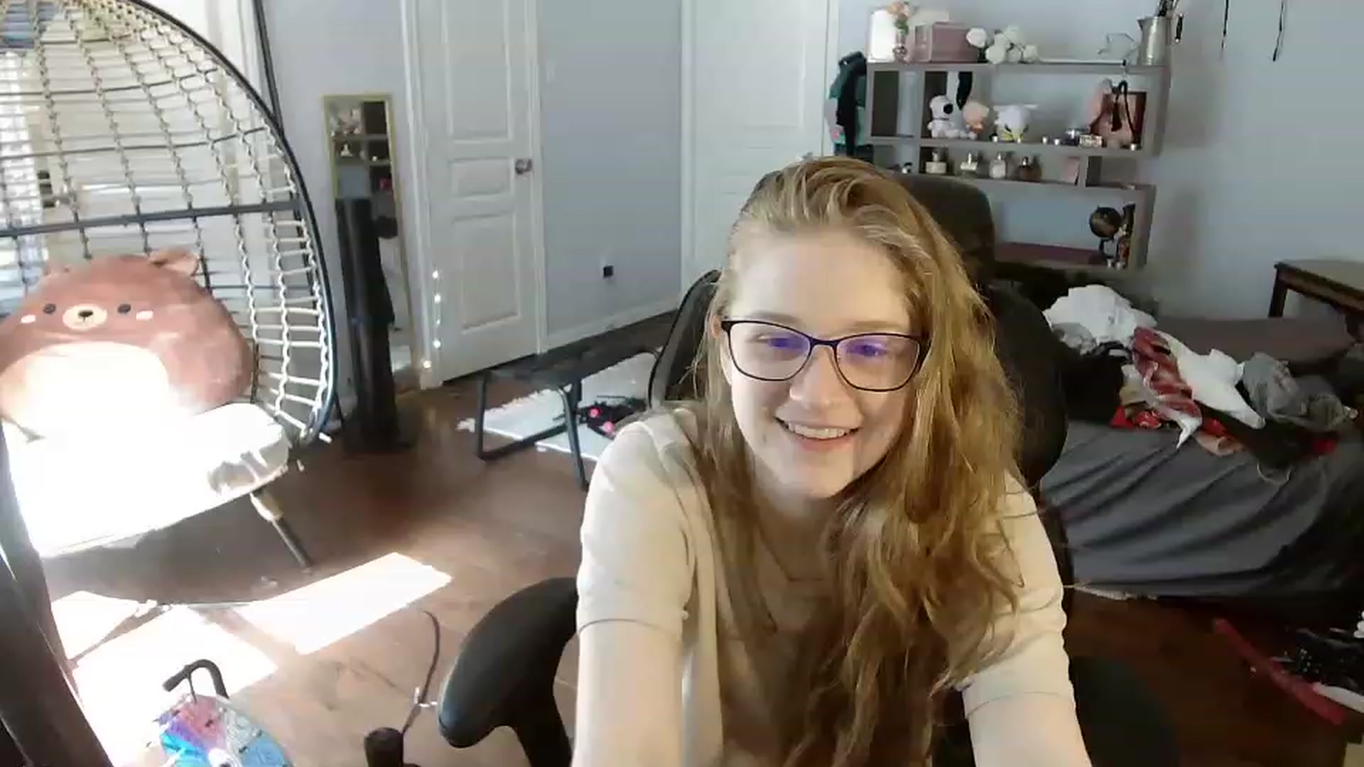 Gallery image thumbnail from Bunnydathug's myfreecams stream on, 06/16/2023, 15:45 image 7 of 20