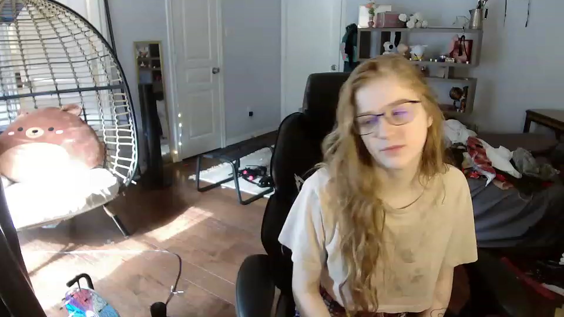 Gallery image thumbnail from Bunnydathug's myfreecams stream on, 06/16/2023, 15:45 image 2 of 20