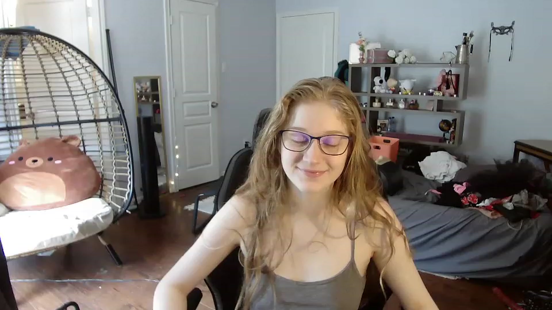 Gallery image thumbnail from Bunnydathug's myfreecams stream on, 06/16/2023, 17:09 image 2 of 20