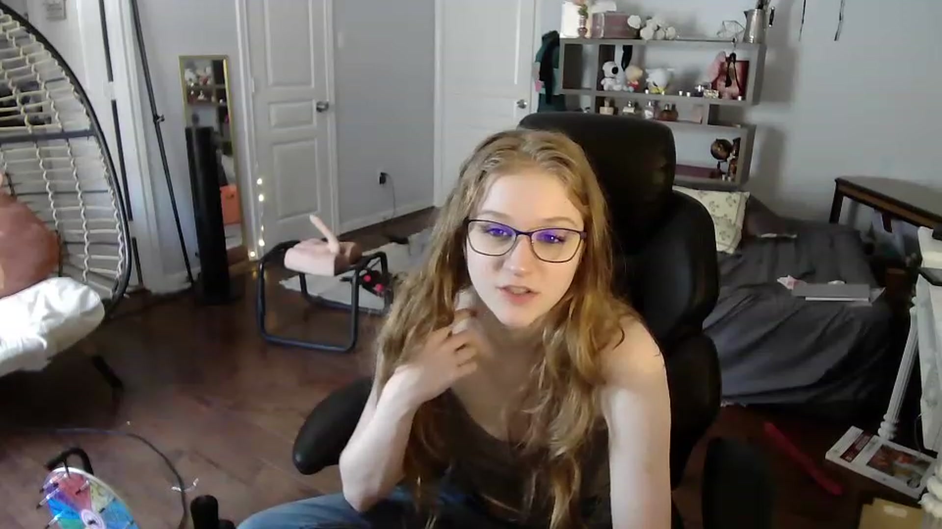 Gallery image thumbnail from Bunnydathug's myfreecams stream on, 06/17/2023, 21:13 image 14 of 20