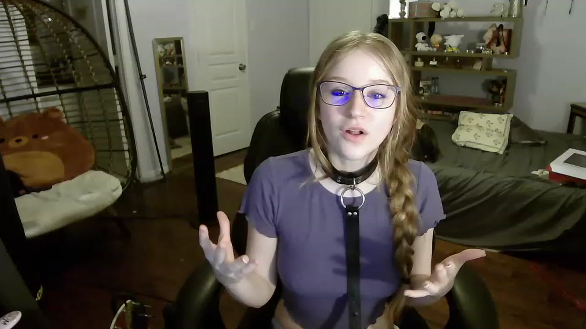 Gallery image thumbnail from Bunnydathug's myfreecams stream on, 06/19/2023, 12:03 image 4 of 20