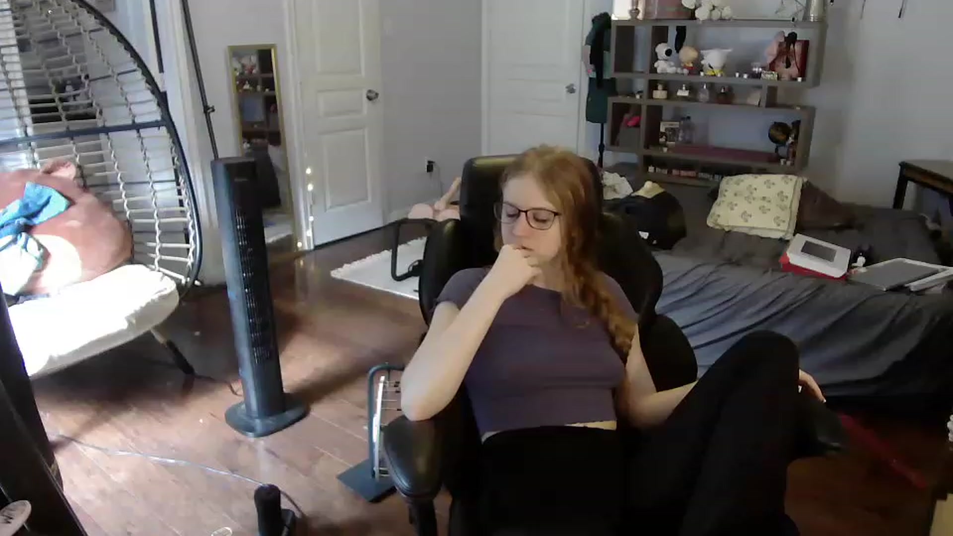 Gallery image thumbnail from Bunnydathug's myfreecams stream on, 06/19/2023, 15:25 image 12 of 20