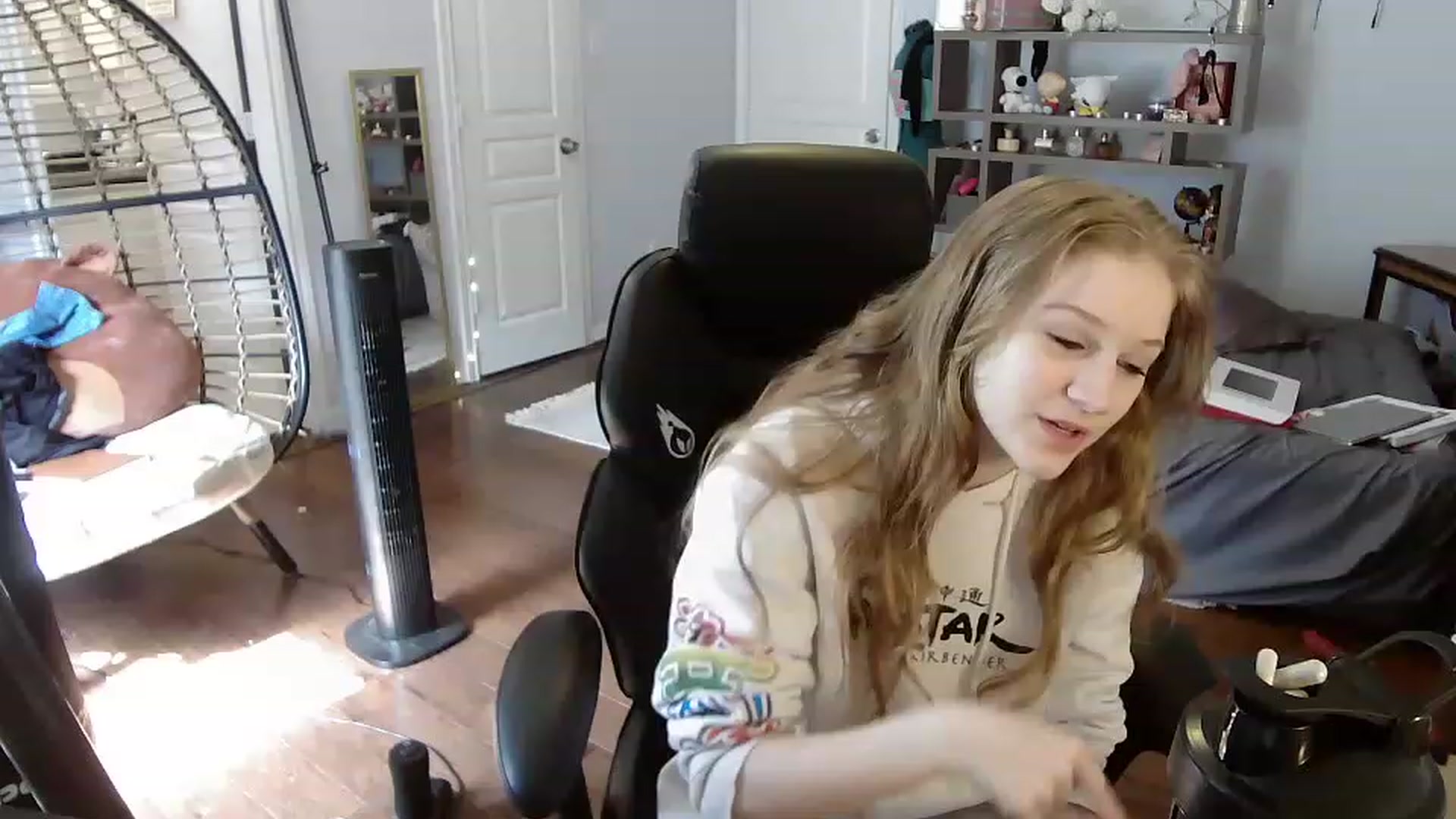 Gallery image thumbnail from Bunnydathug's myfreecams stream on, 06/20/2023, 16:10 image 2 of 20