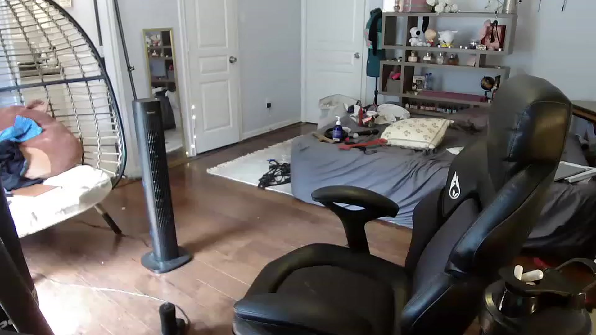 Gallery image thumbnail from Bunnydathug's myfreecams stream on, 06/20/2023, 16:10 image 12 of 20