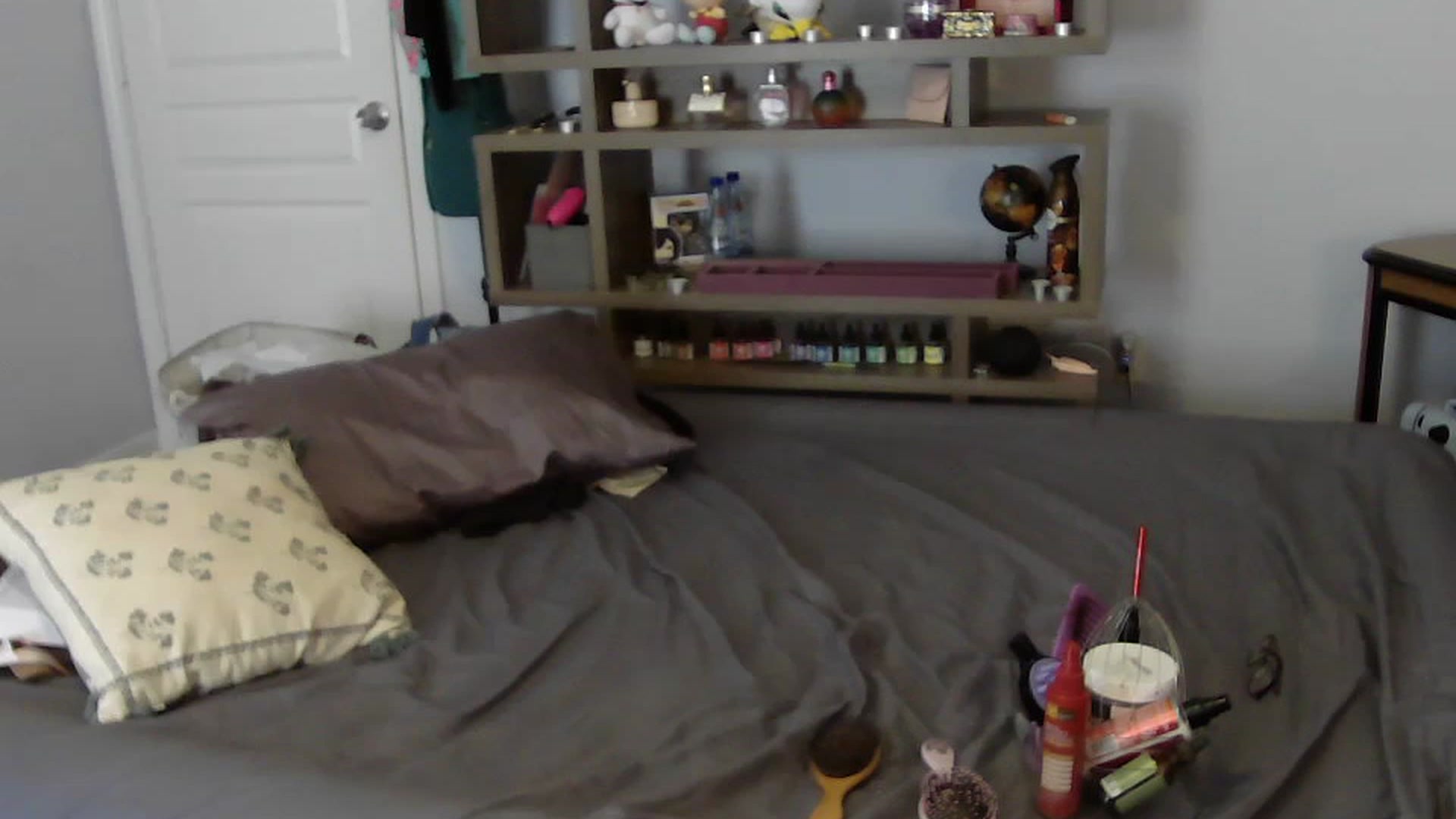 Gallery image thumbnail from Bunnydathug's myfreecams stream on, 06/21/2023, 17:13 image 16 of 20