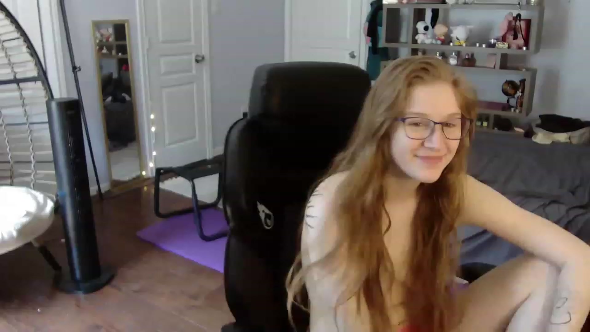 Gallery image thumbnail from Bunnydathug's myfreecams stream on, 06/22/2023, 16:22 image 2 of 20