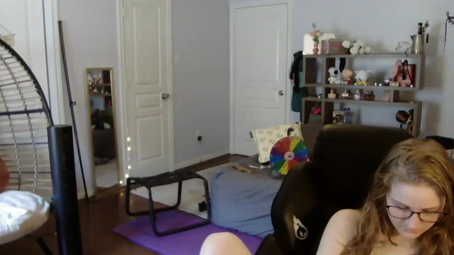 Gallery image thumbnail from Bunnydathug's myfreecams stream on, 06/22/2023, 18:15 image 13 of 20