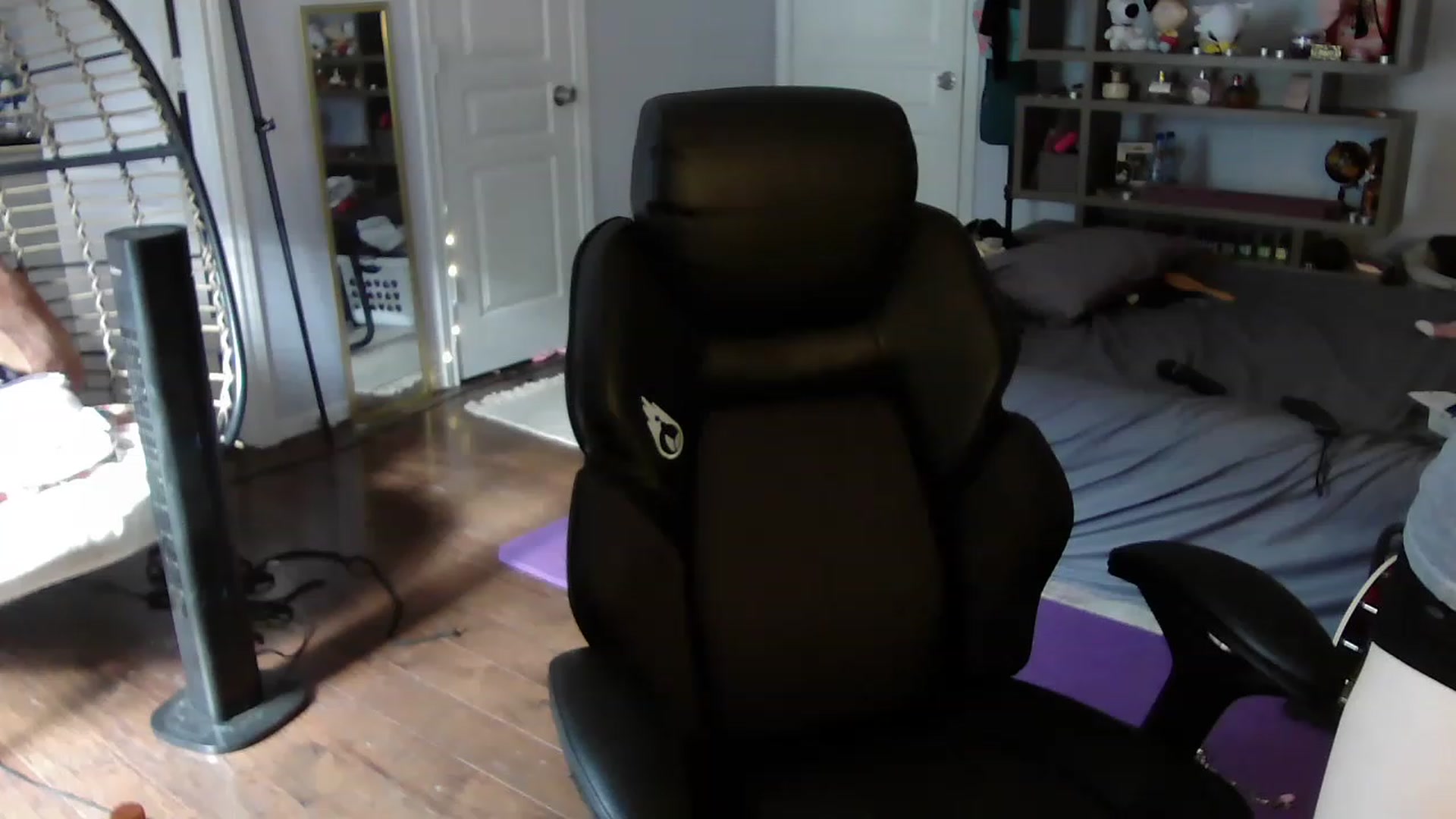 Gallery image thumbnail from Bunnydathug's myfreecams stream on, 06/24/2023, 14:57 image 6 of 20