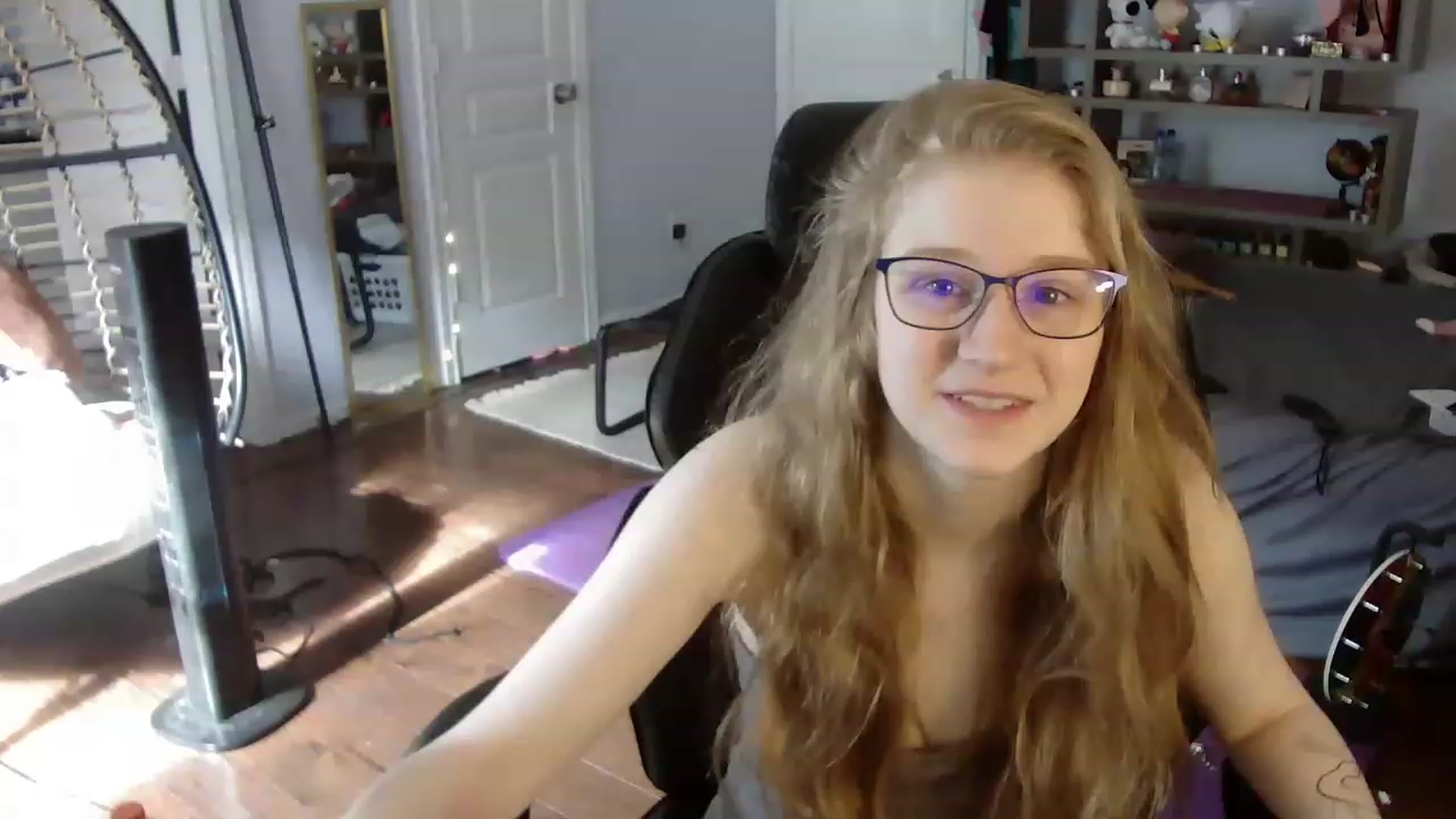 Gallery image thumbnail from Bunnydathug's myfreecams stream on, 06/24/2023, 14:57 image 9 of 20
