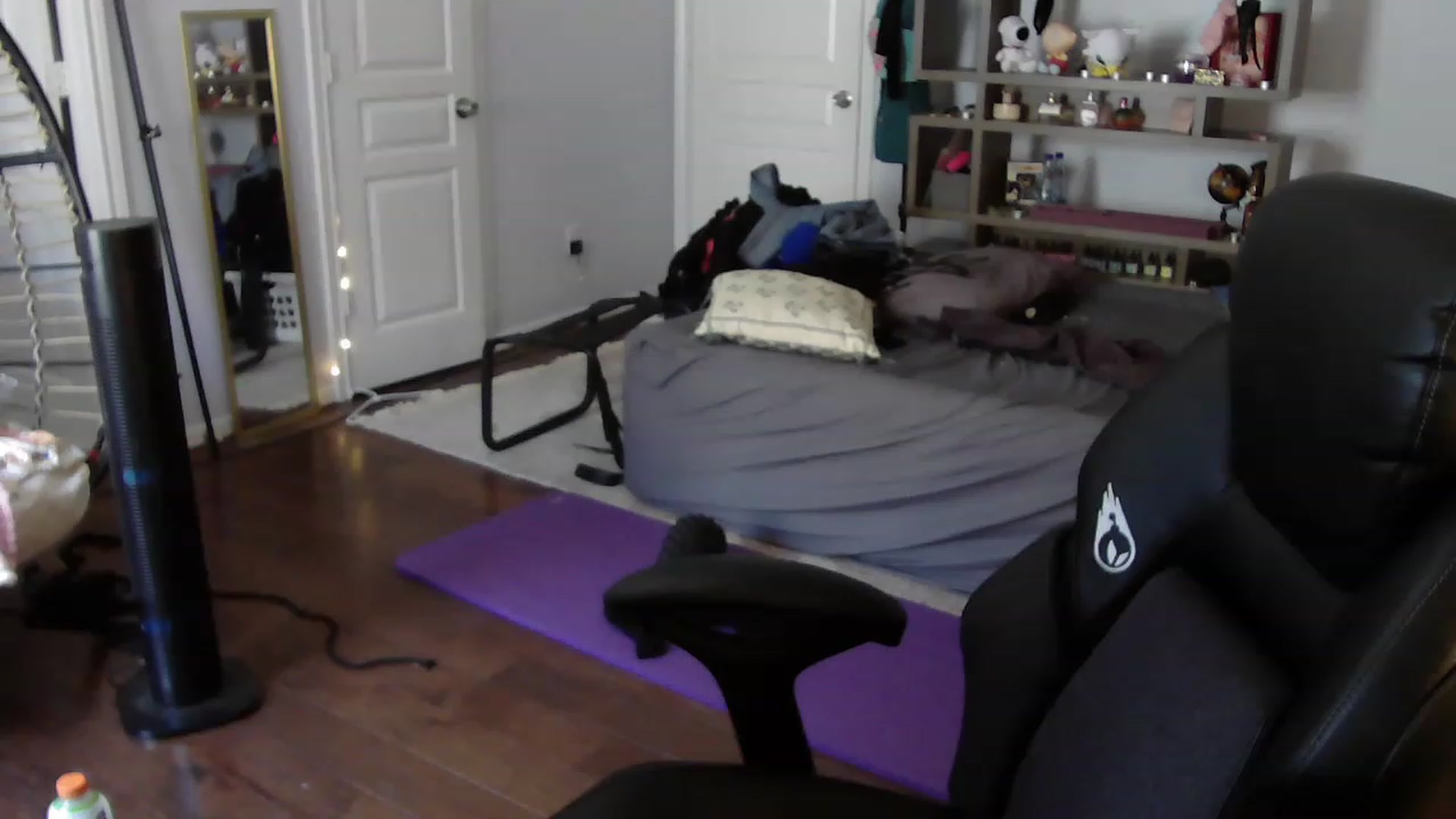 Gallery image thumbnail from Bunnydathug's myfreecams stream on, 06/25/2023, 20:38 image 14 of 20