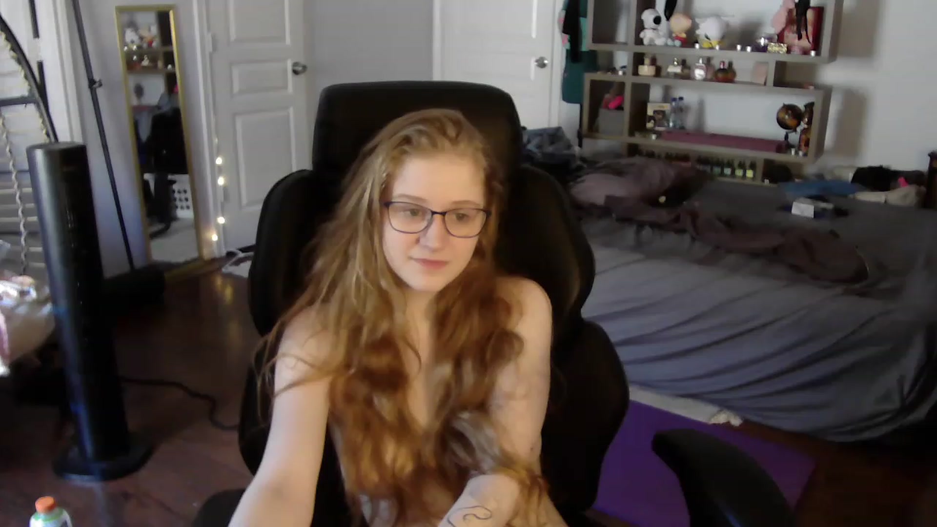 Gallery image thumbnail from Bunnydathug's myfreecams stream on, 06/25/2023, 22:18 image 18 of 20