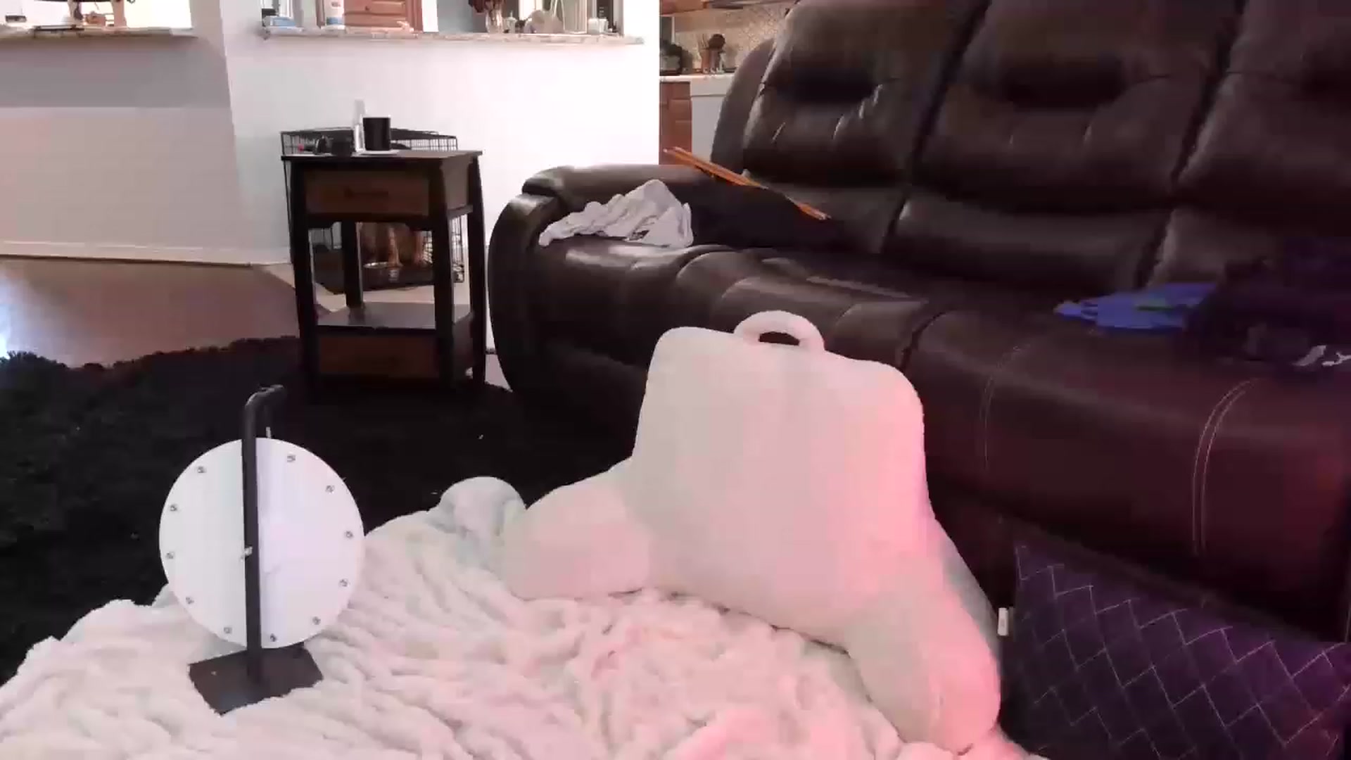 Gallery image thumbnail from Bunnydathug's myfreecams stream on, 06/27/2023, 15:43 image 13 of 20