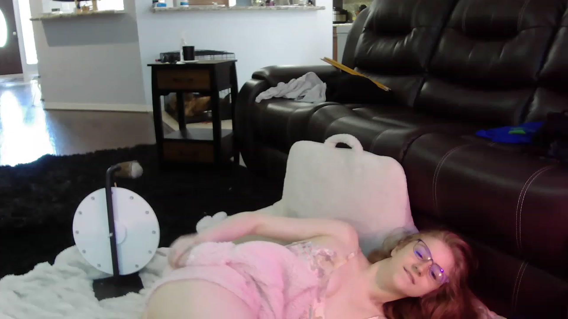 Gallery image thumbnail from Bunnydathug's myfreecams stream on, 06/27/2023, 17:25 image 3 of 20