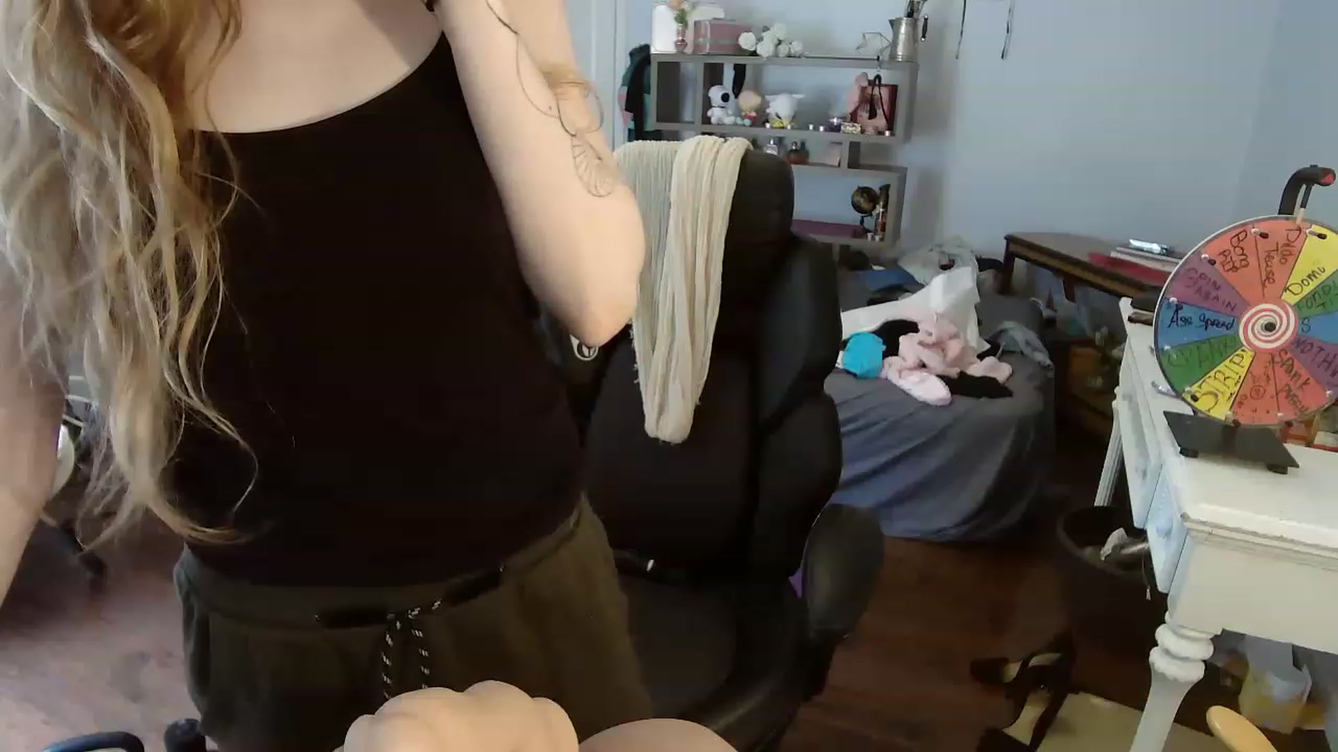 Gallery image thumbnail from Bunnydathug's myfreecams stream on, 06/29/2023, 17:40 image 14 of 20