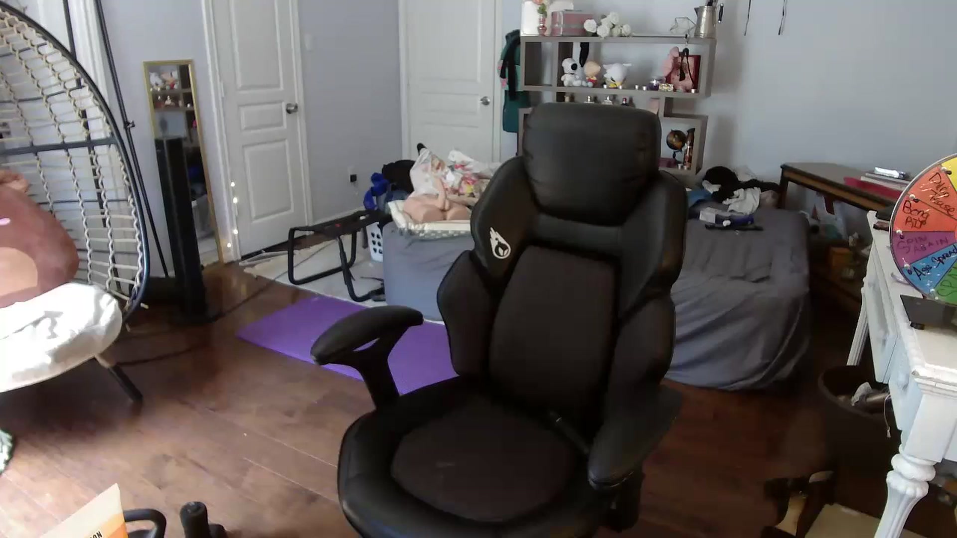 Gallery image thumbnail from Bunnydathug's myfreecams stream on, 06/30/2023, 17:15 image 1 of 20