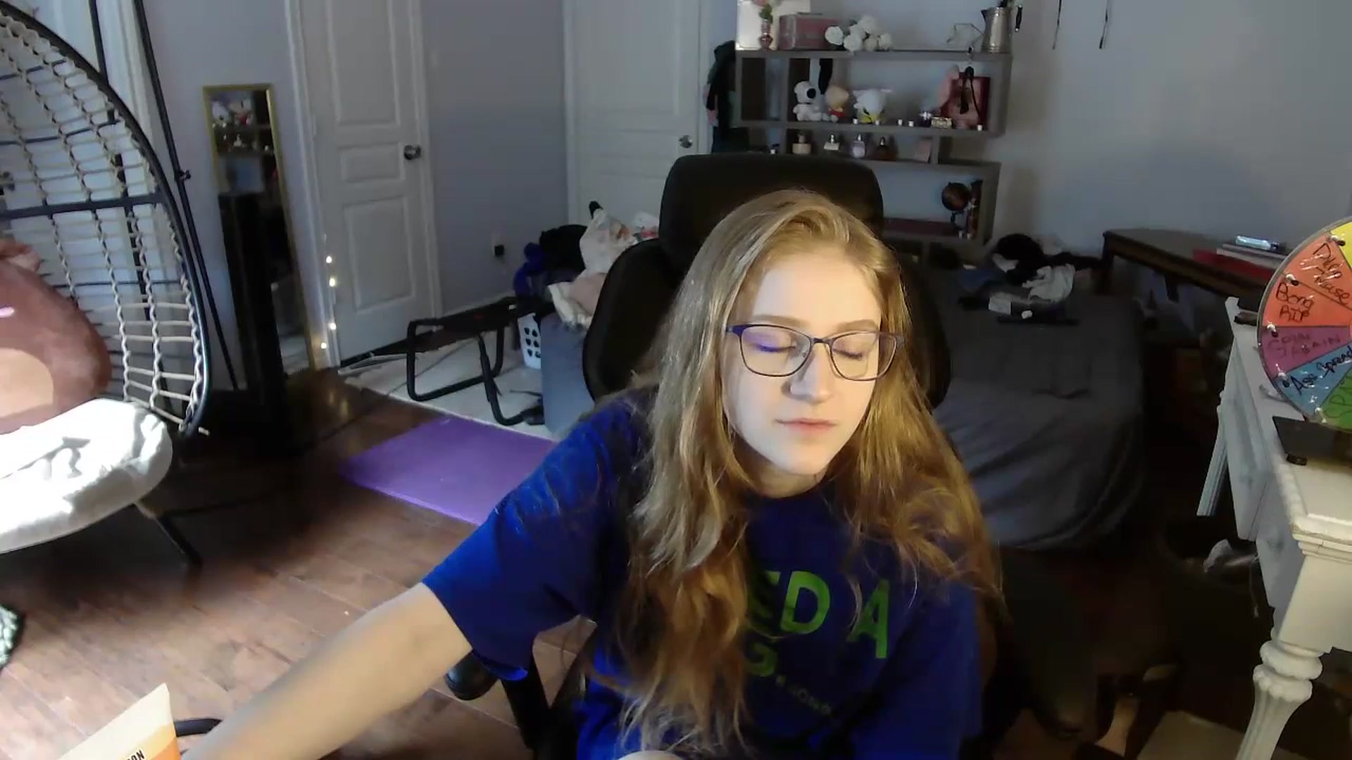 Gallery image thumbnail from Bunnydathug's myfreecams stream on, 06/30/2023, 17:15 image 3 of 20