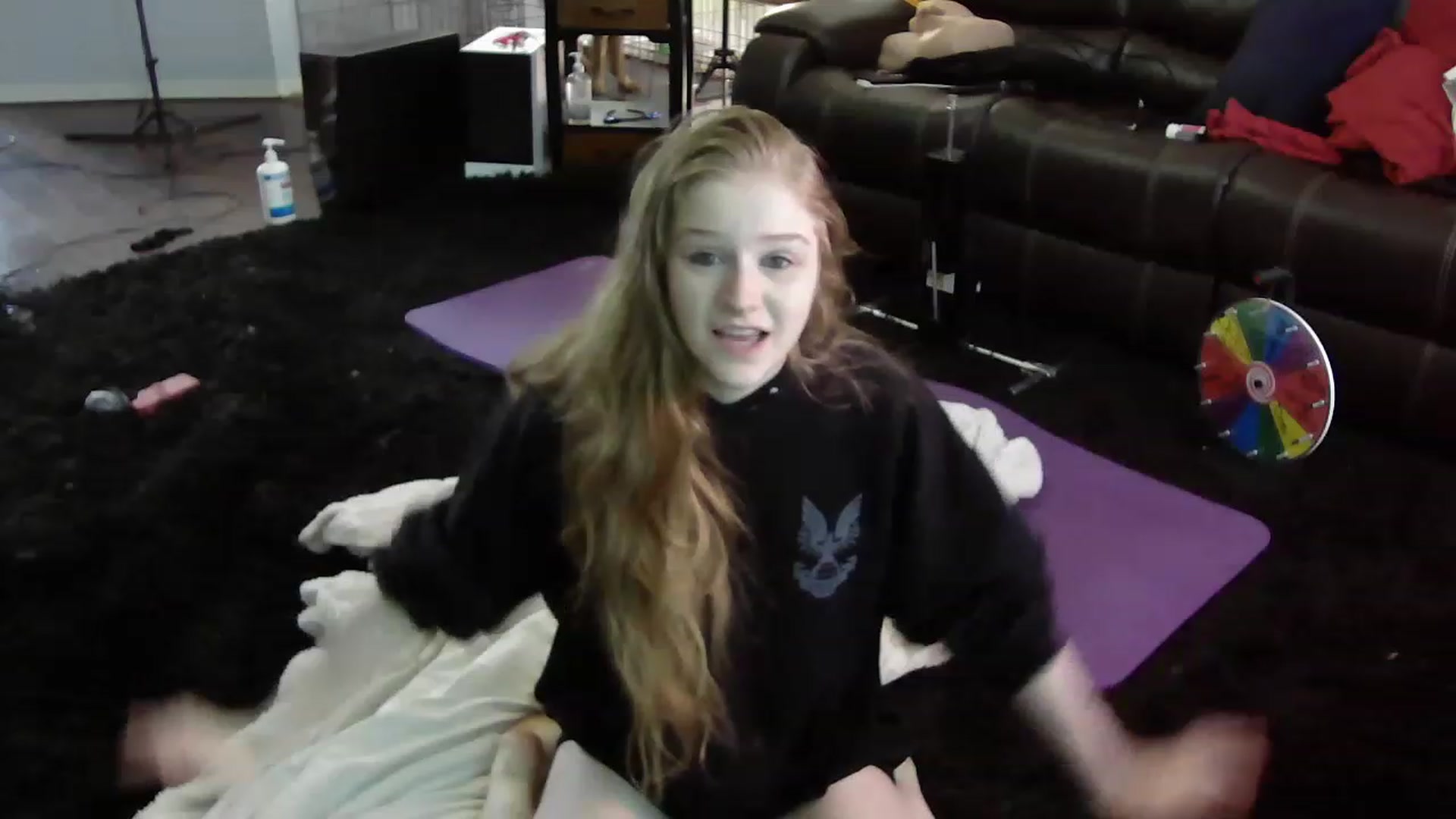 Gallery image thumbnail from Bunnydathug's myfreecams stream on, 07/02/2023, 15:11 image 7 of 20