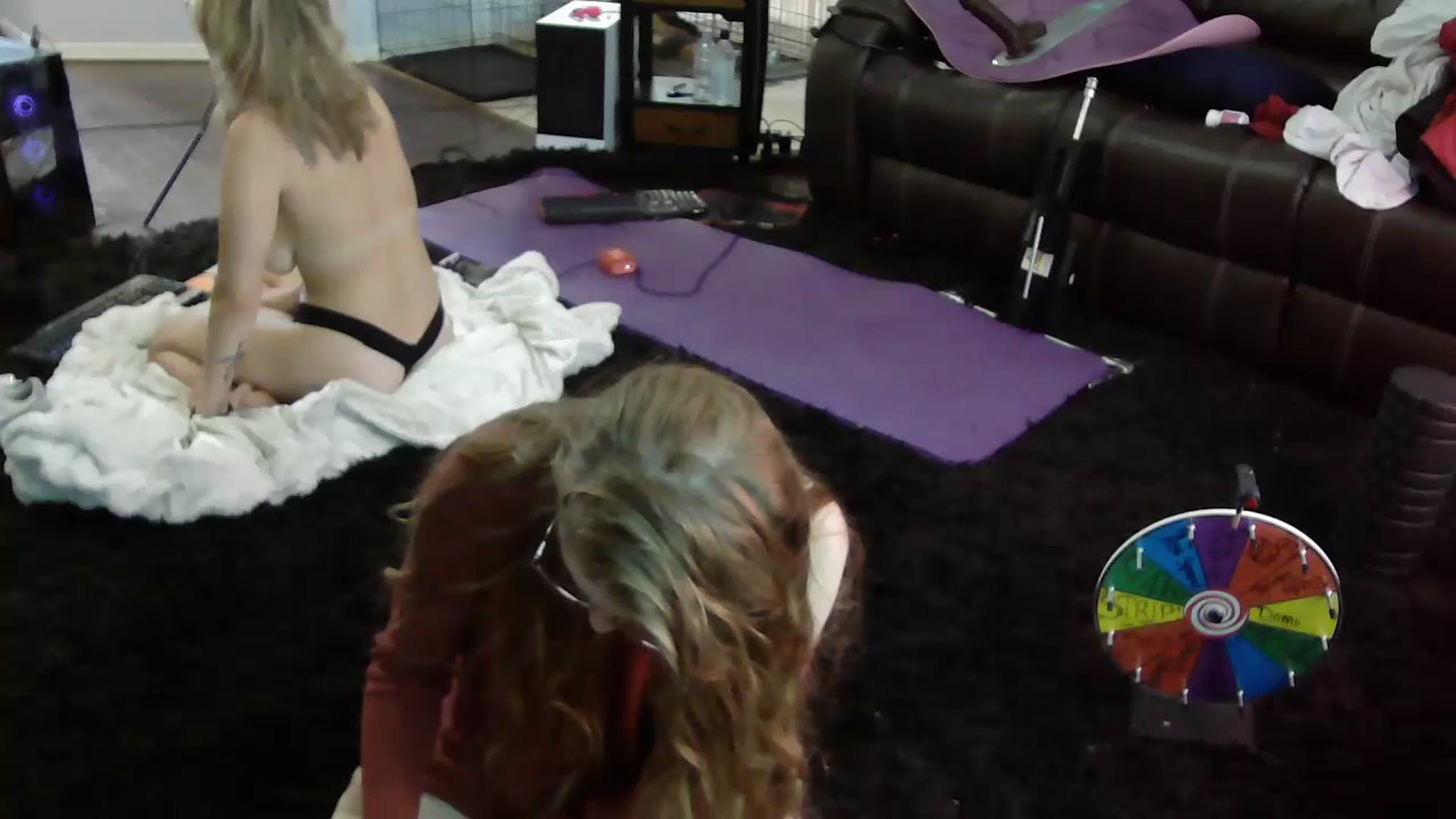 Gallery image thumbnail from Bunnydathug's myfreecams stream on, 07/03/2023, 15:57 image 8 of 20
