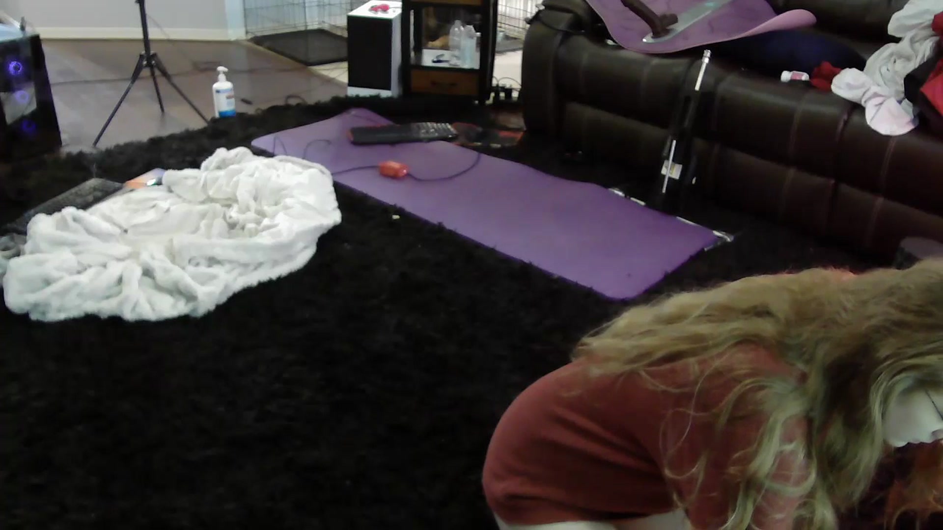 Gallery image thumbnail from Bunnydathug's myfreecams stream on, 07/03/2023, 16:19 image 15 of 20