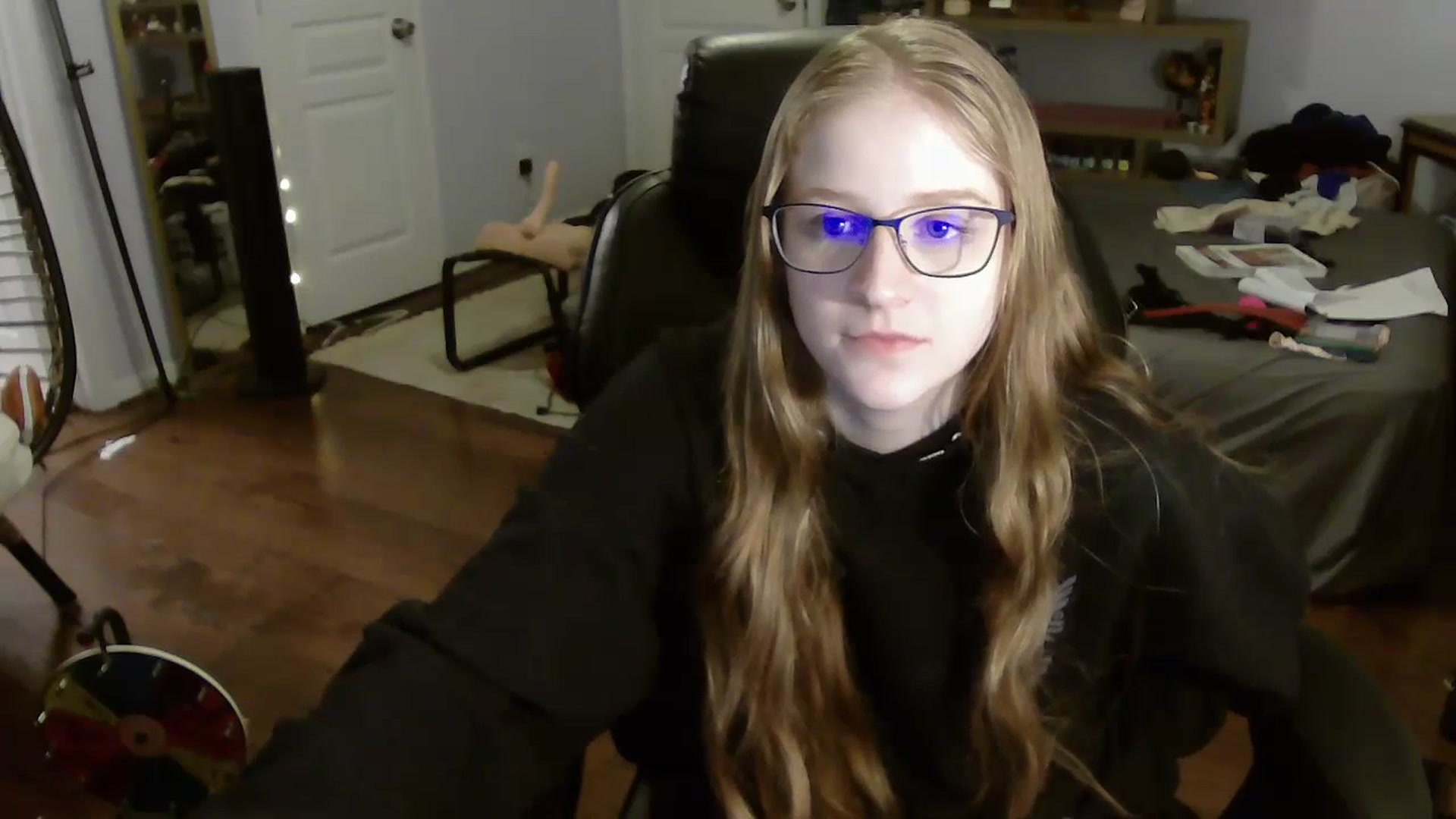 Gallery image thumbnail from Bunnydathug's myfreecams stream on, 07/06/2023, 11:33 image 10 of 20