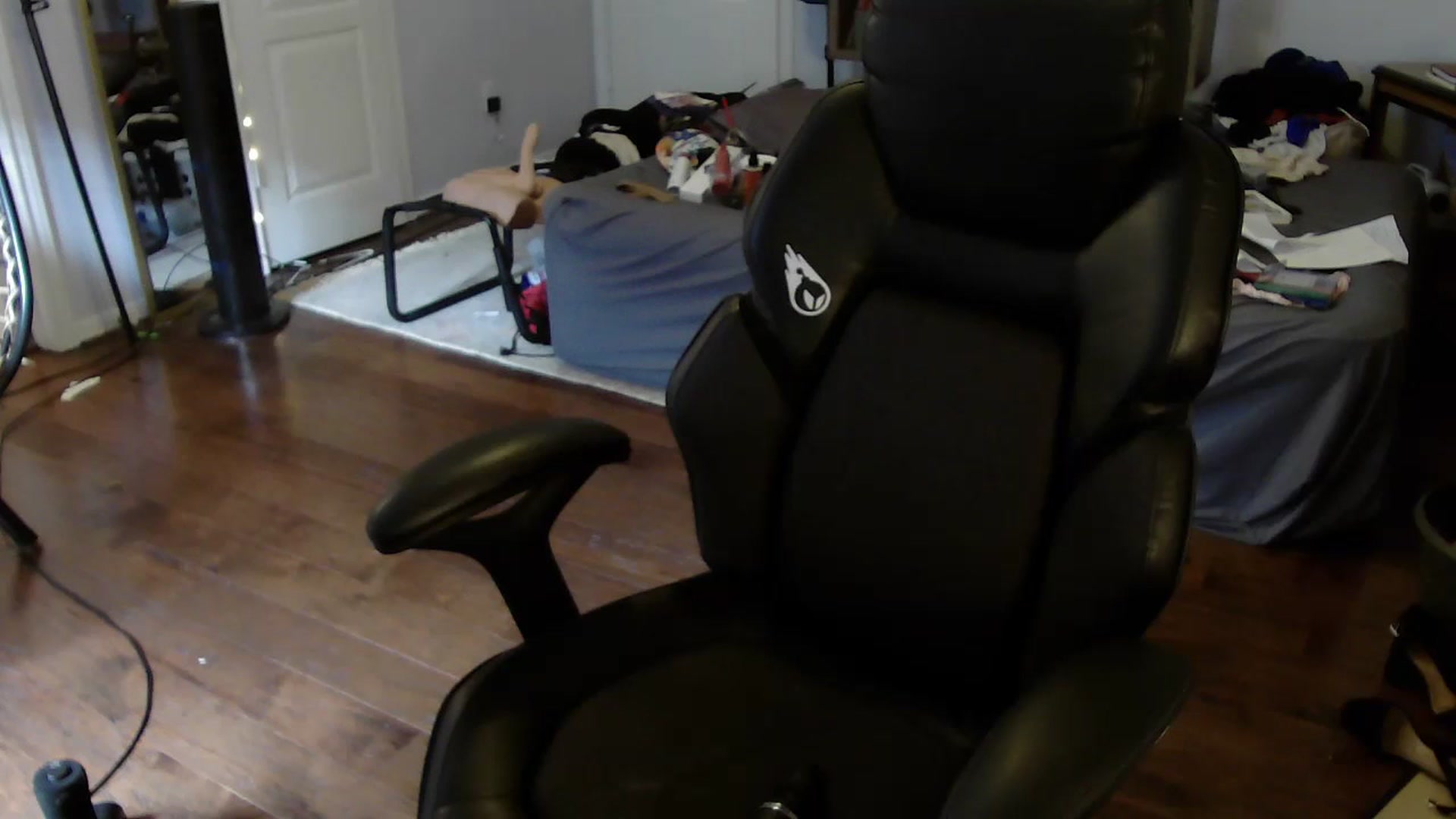 Gallery image thumbnail from Bunnydathug's myfreecams stream on, 07/06/2023, 14:42 image 13 of 20