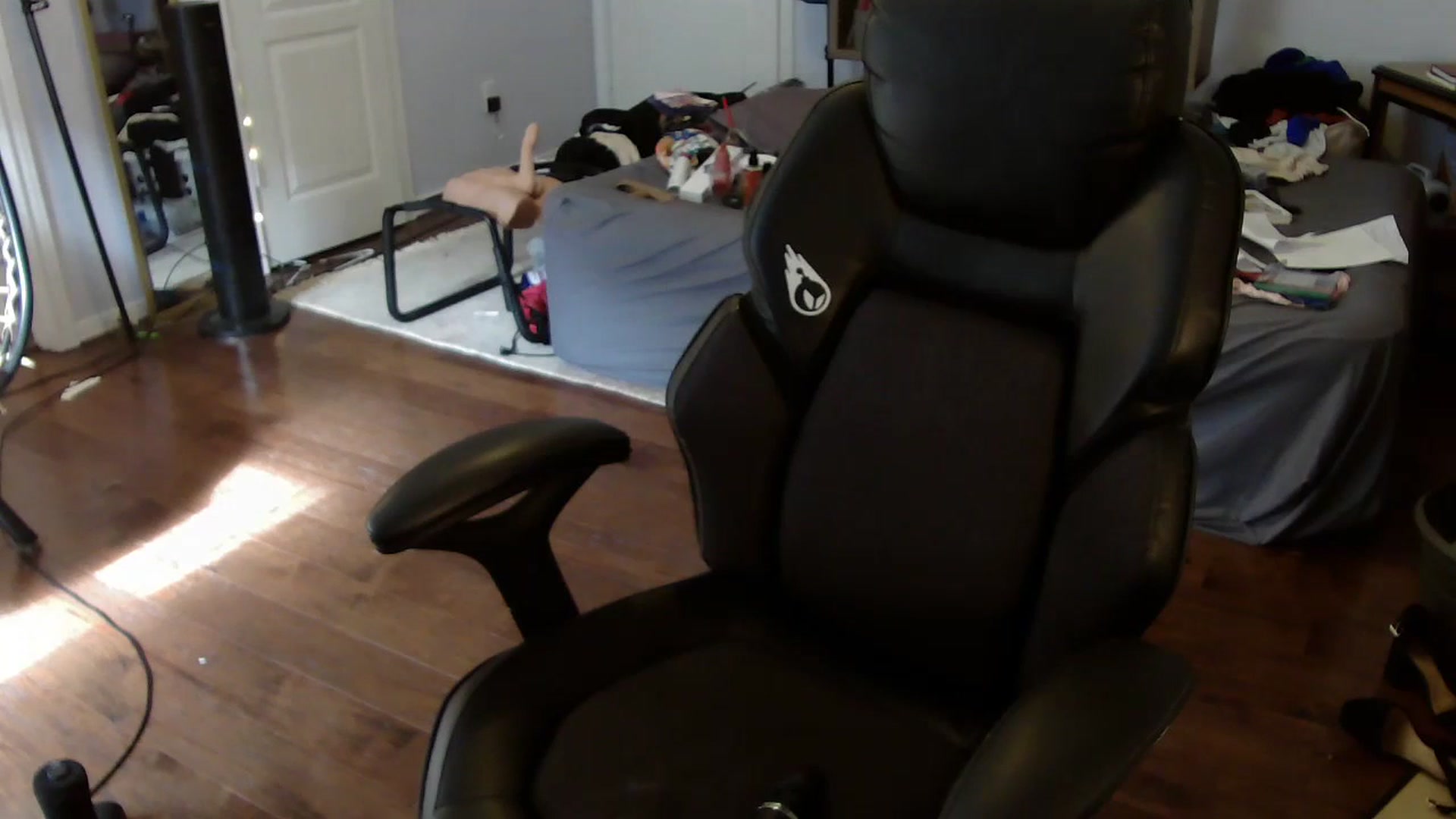 Gallery image thumbnail from Bunnydathug's myfreecams stream on, 07/06/2023, 14:42 image 5 of 20