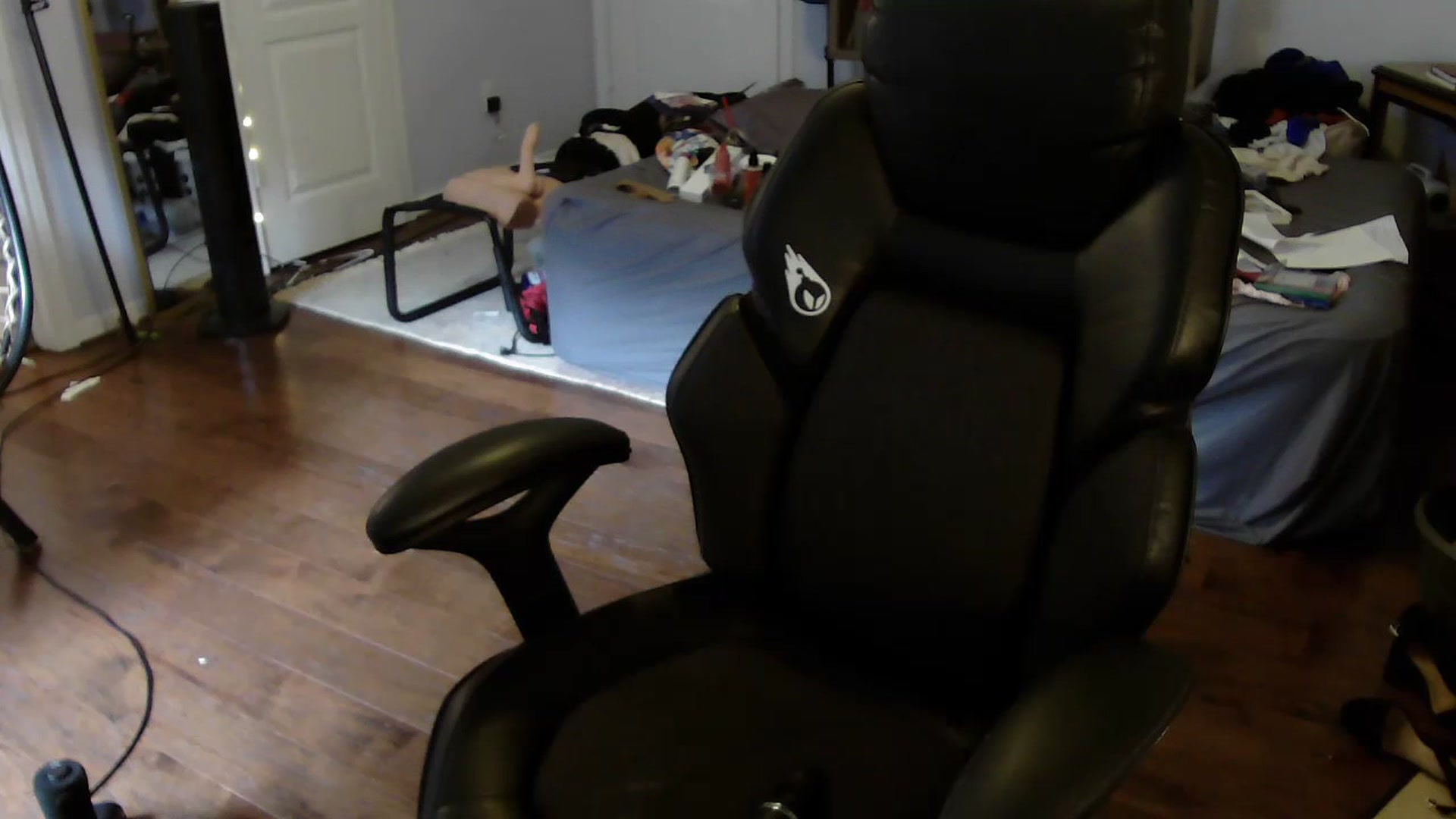 Gallery image thumbnail from Bunnydathug's myfreecams stream on, 07/06/2023, 14:42 image 10 of 20