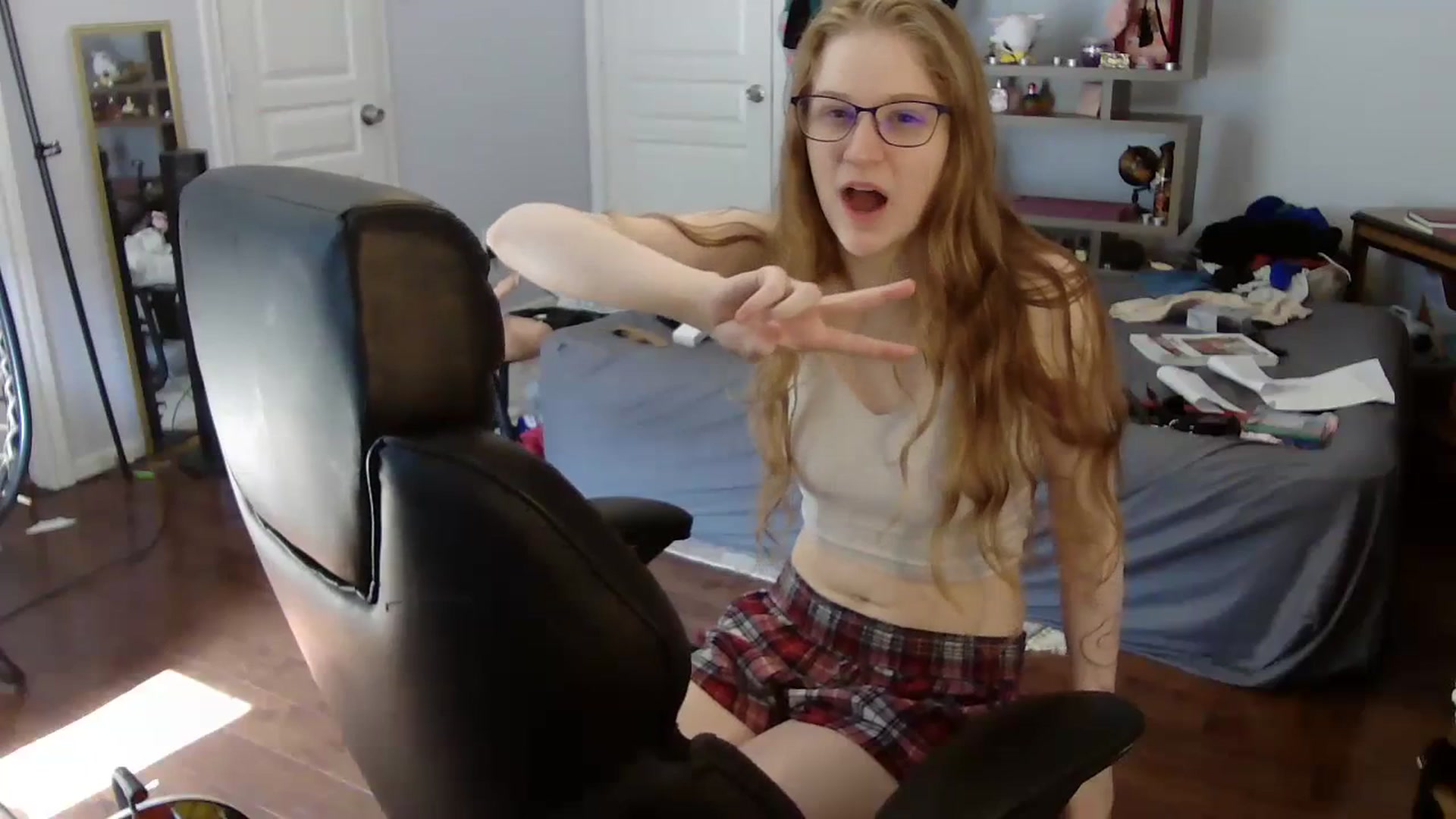 Gallery image thumbnail from Bunnydathug's myfreecams stream on, 07/07/2023, 17:38 image 2 of 20