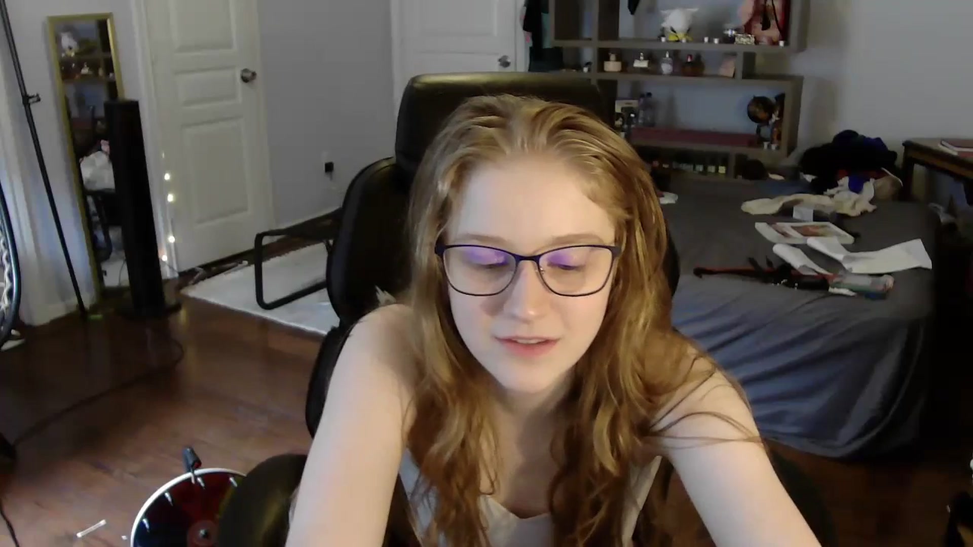 Gallery image thumbnail from Bunnydathug's myfreecams stream on, 07/07/2023, 18:01 image 2 of 20