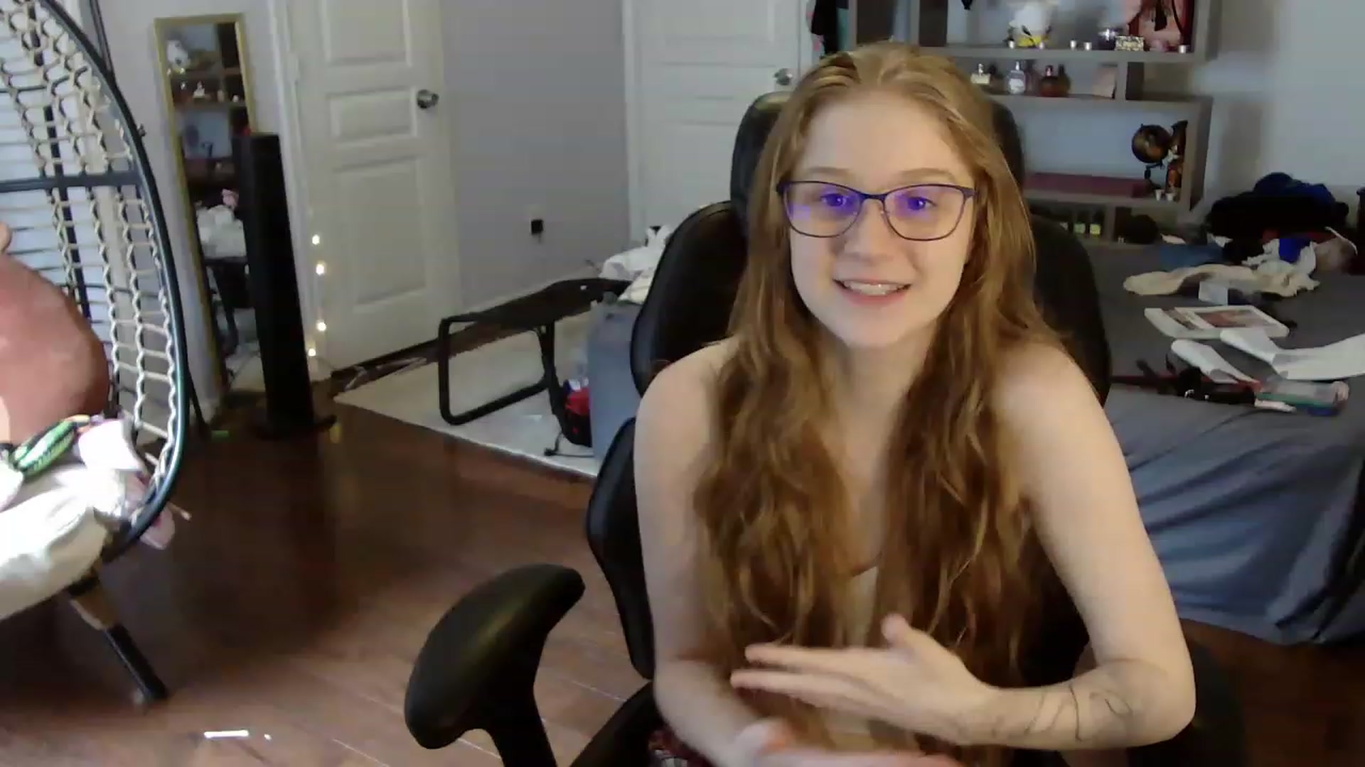 Gallery image thumbnail from Bunnydathug's myfreecams stream on, 07/07/2023, 19:37 image 1 of 20