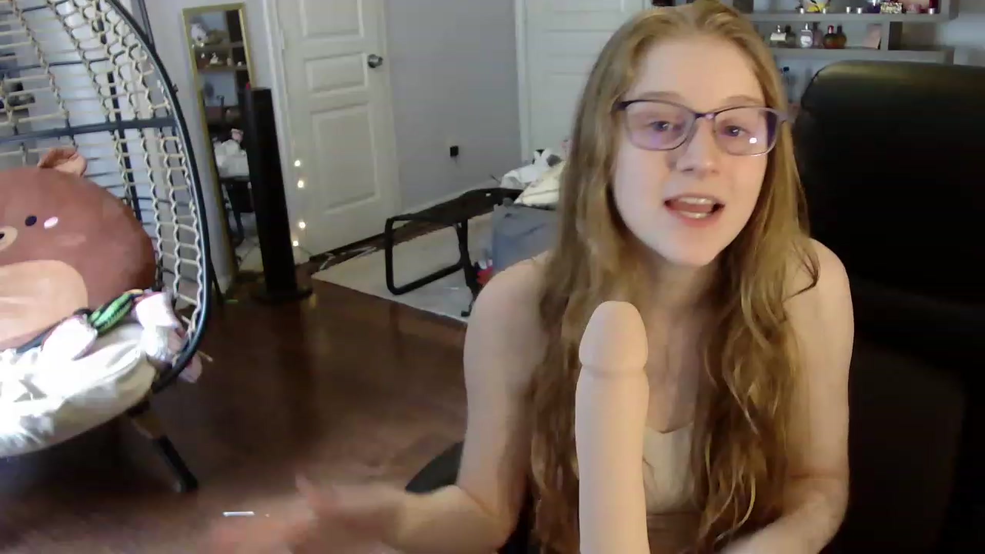 Gallery image thumbnail from Bunnydathug's myfreecams stream on, 07/07/2023, 19:37 image 20 of 20