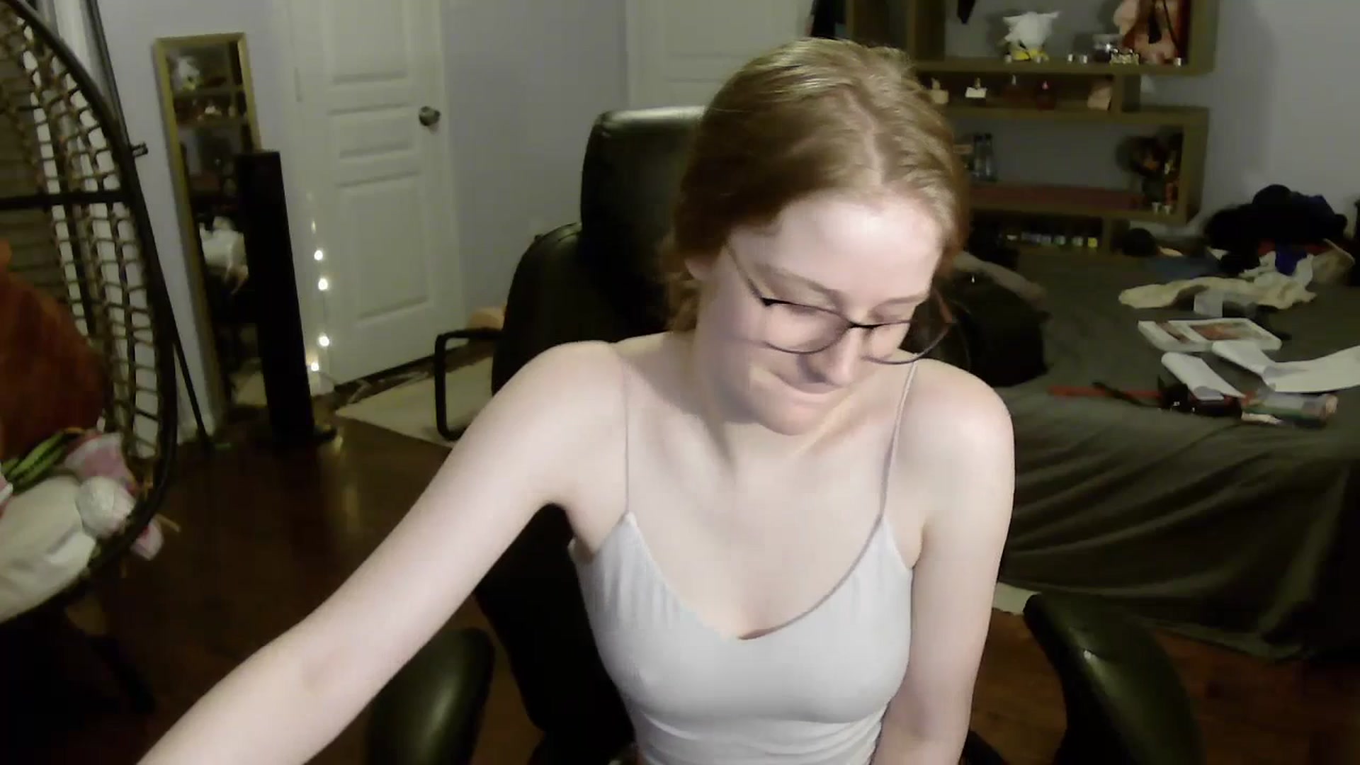 Gallery image thumbnail from Bunnydathug's myfreecams stream on, 07/08/2023, 08:15 image 4 of 20