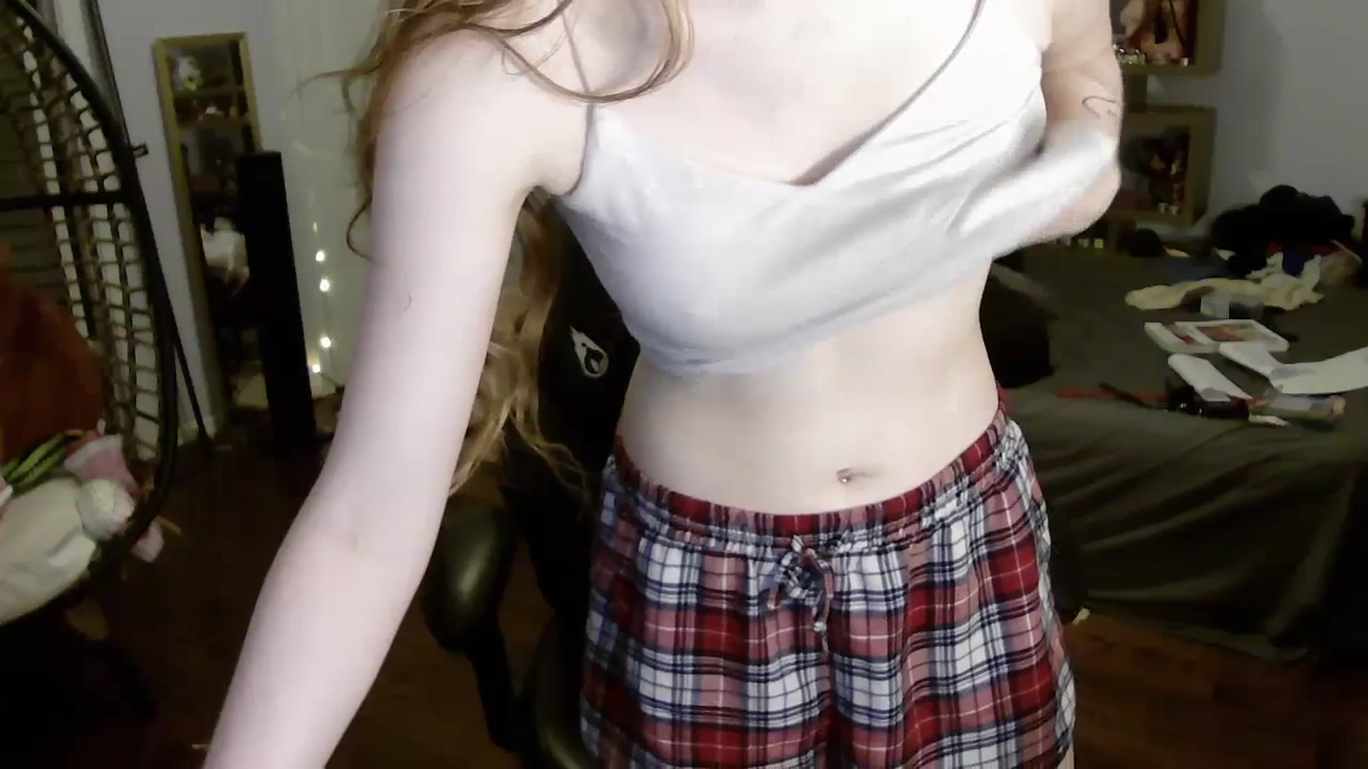 Gallery image thumbnail from Bunnydathug's myfreecams stream on, 07/08/2023, 08:15 image 12 of 20
