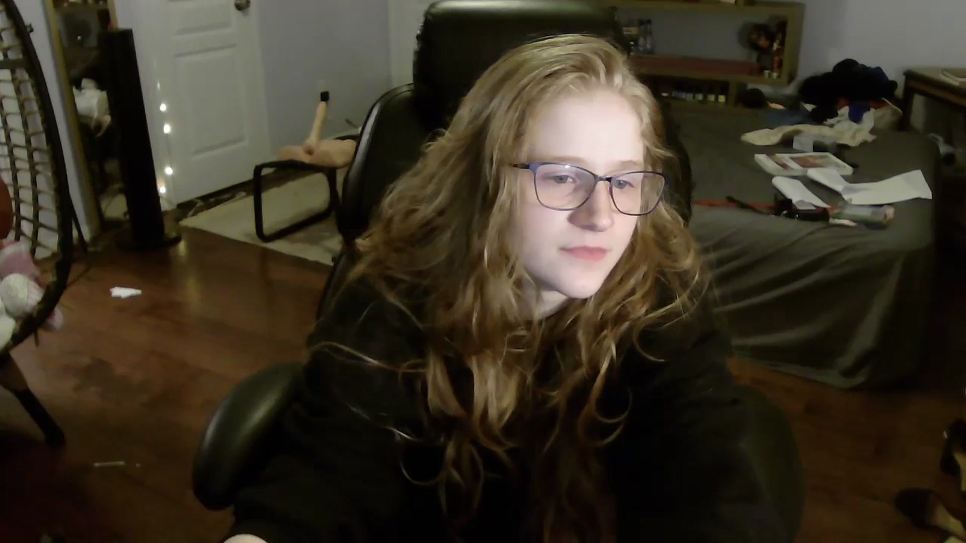 Gallery image thumbnail from Bunnydathug's myfreecams stream on, 07/08/2023, 11:45 image 8 of 20