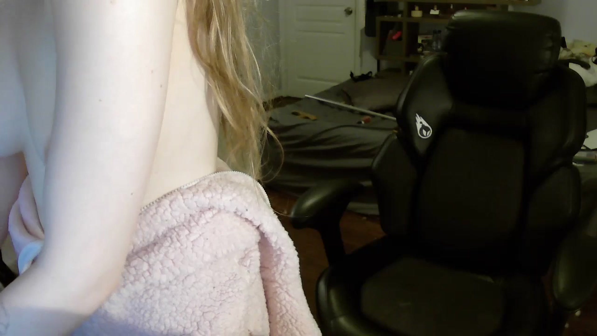 Gallery image thumbnail from Bunnydathug's myfreecams stream on, 07/10/2023, 11:26 image 4 of 20