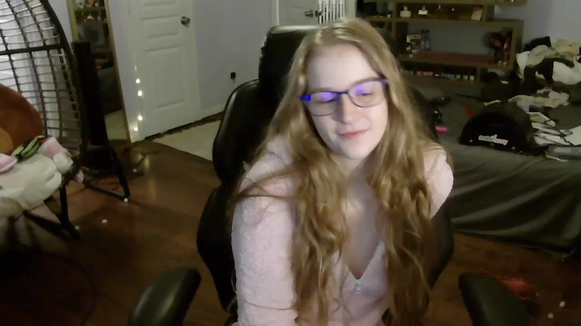 Gallery image thumbnail from Bunnydathug's myfreecams stream on, 07/10/2023, 11:26 image 1 of 20