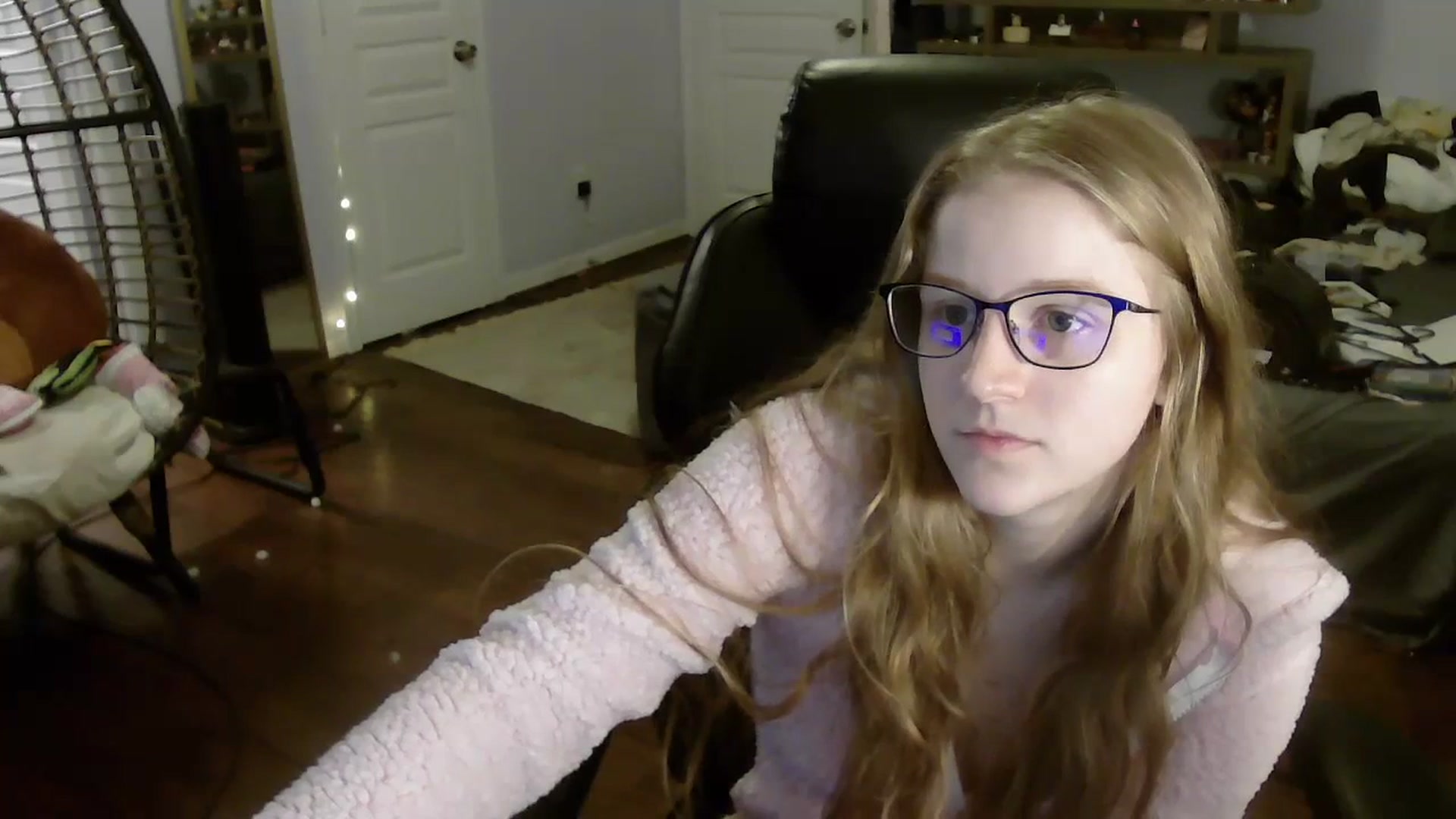 Gallery image thumbnail from Bunnydathug's myfreecams stream on, 07/10/2023, 11:26 image 2 of 20