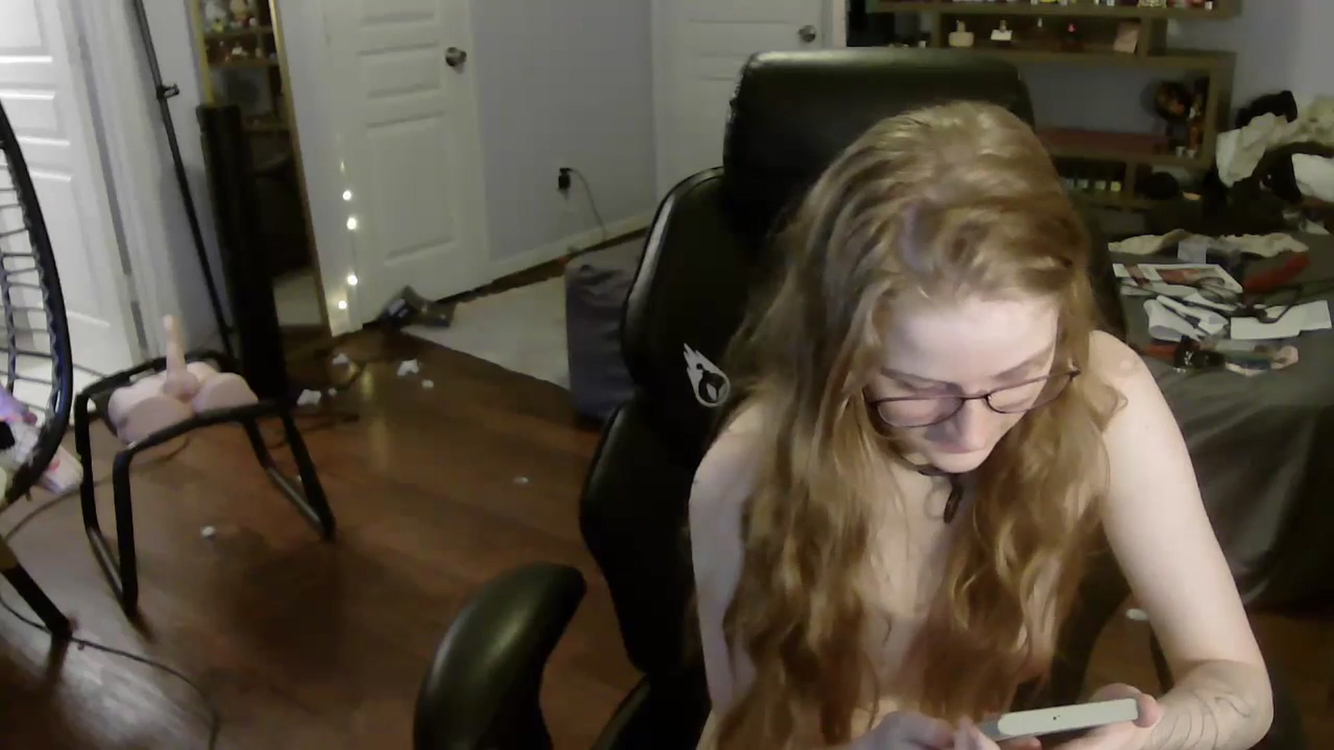Gallery image thumbnail from Bunnydathug's myfreecams stream on, 07/10/2023, 12:52 image 5 of 20