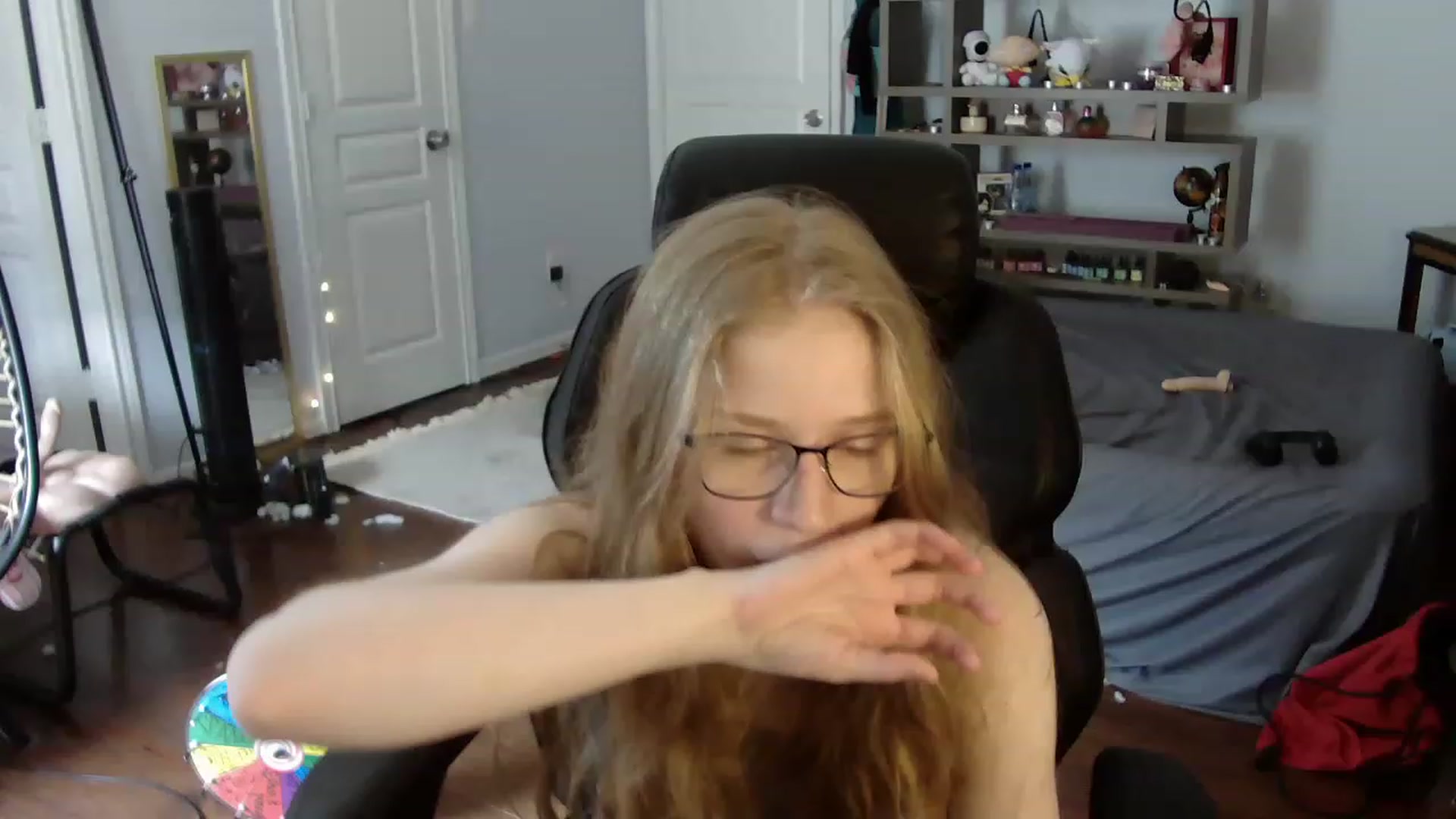 Gallery image thumbnail from Bunnydathug's myfreecams stream on, 07/12/2023, 17:11 image 5 of 20