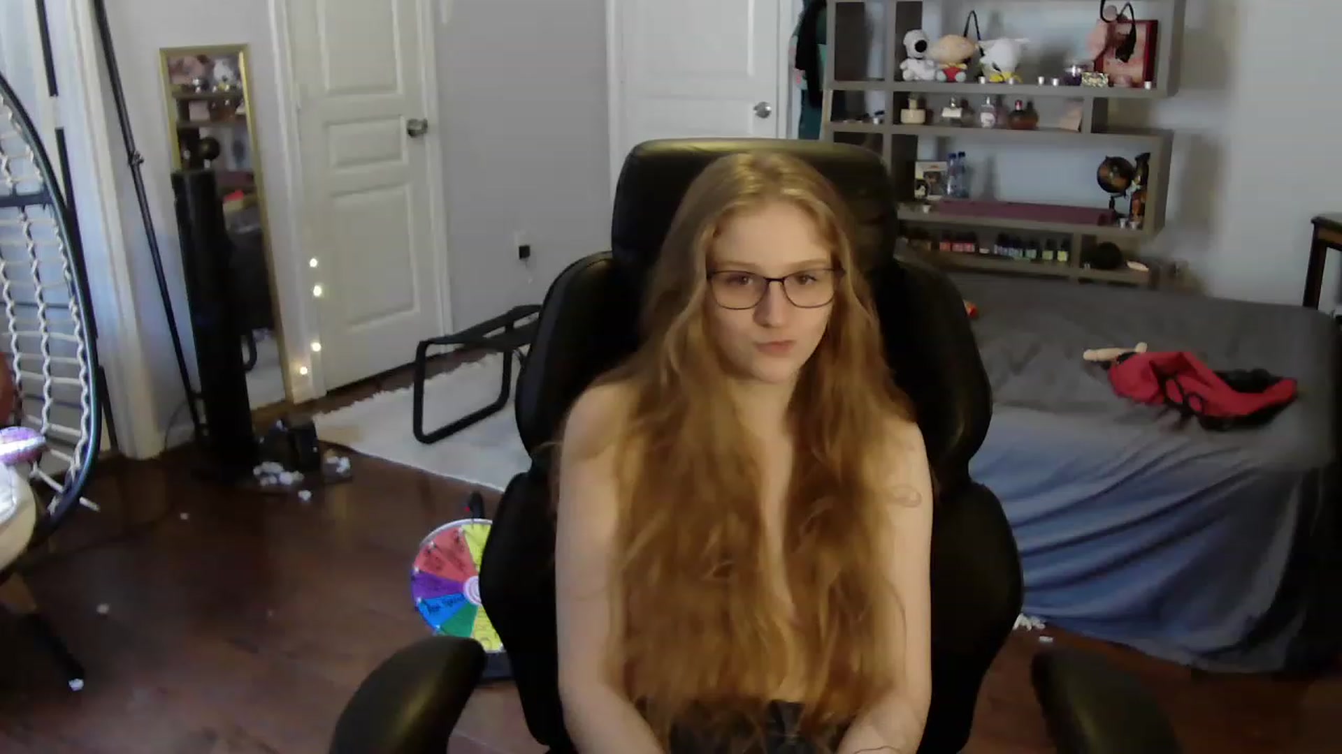 Gallery image thumbnail from Bunnydathug's myfreecams stream on, 07/13/2023, 19:25 image 10 of 20
