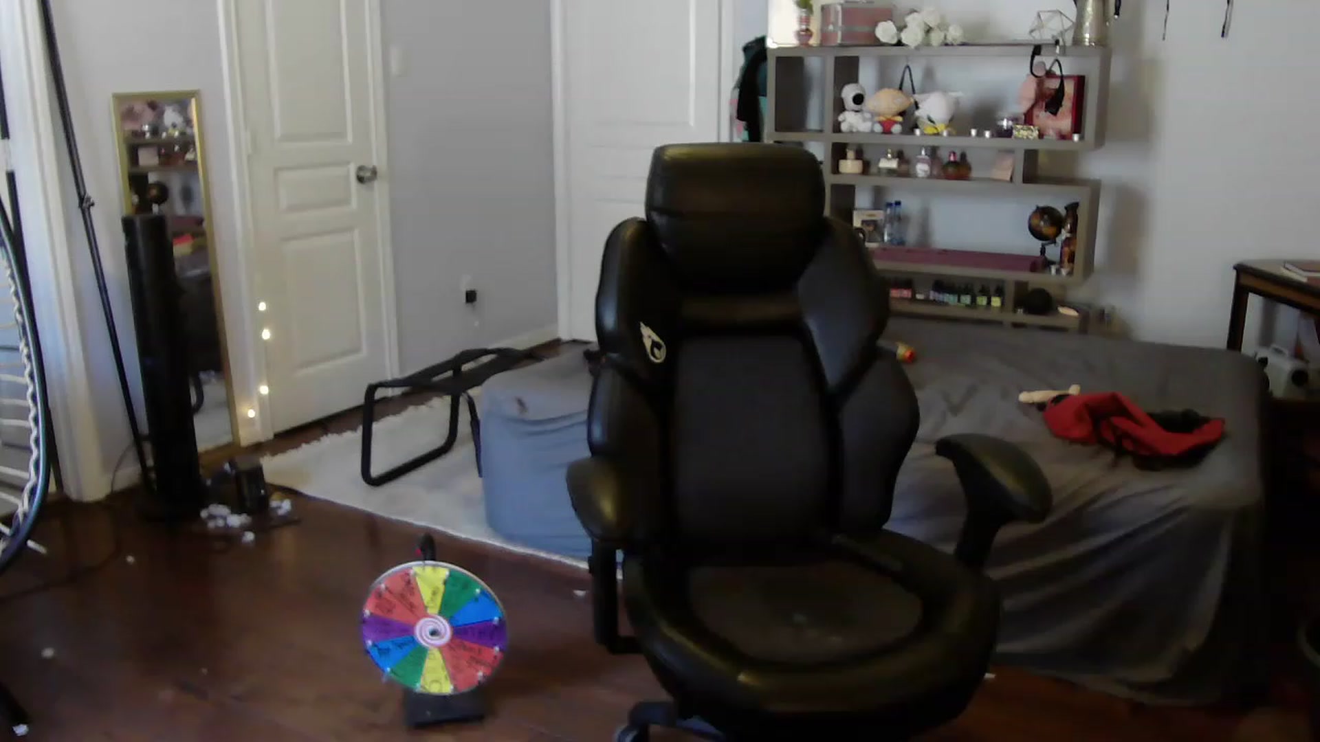 Gallery image thumbnail from Bunnydathug's myfreecams stream on, 07/13/2023, 19:25 image 15 of 20