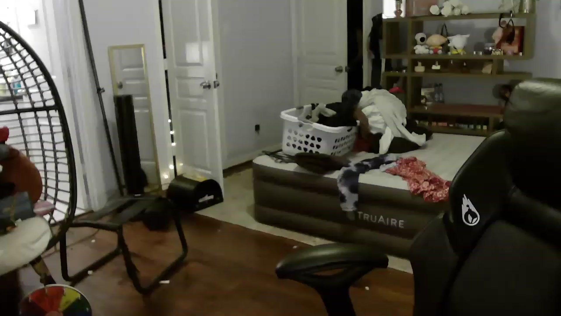 Gallery image thumbnail from Bunnydathug's myfreecams stream on, 07/14/2023, 11:00 image 17 of 20