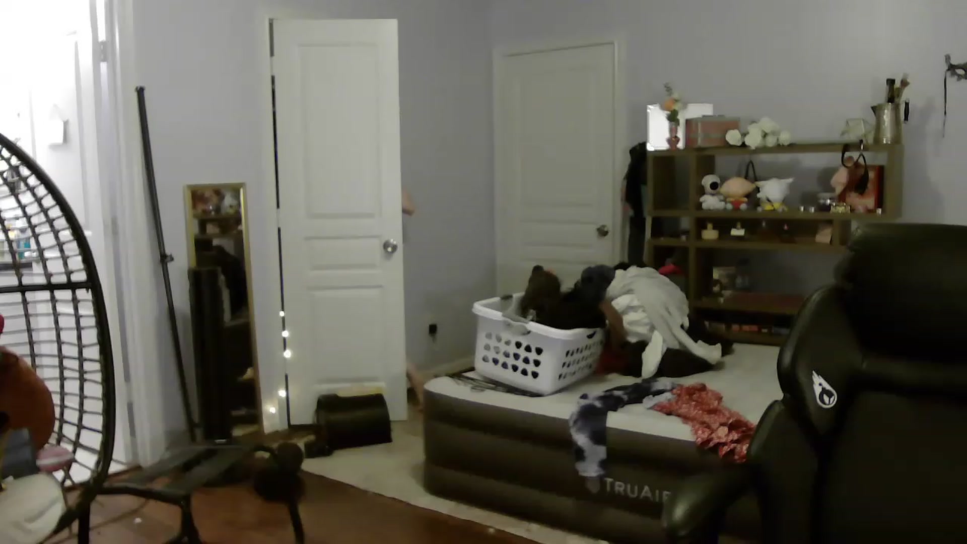Gallery image thumbnail from Bunnydathug's myfreecams stream on, 07/14/2023, 11:00 image 7 of 20