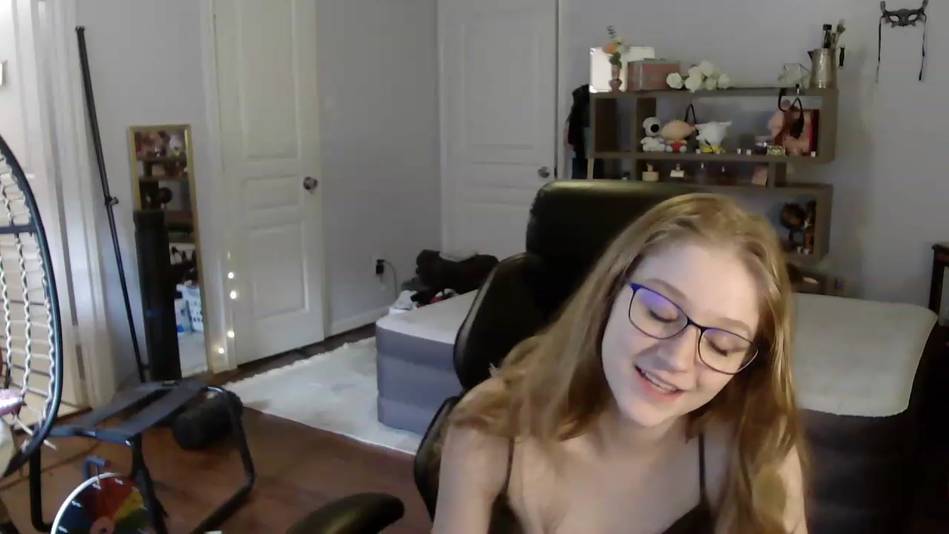 Gallery image thumbnail from Bunnydathug's myfreecams stream on, 07/14/2023, 14:05 image 9 of 20