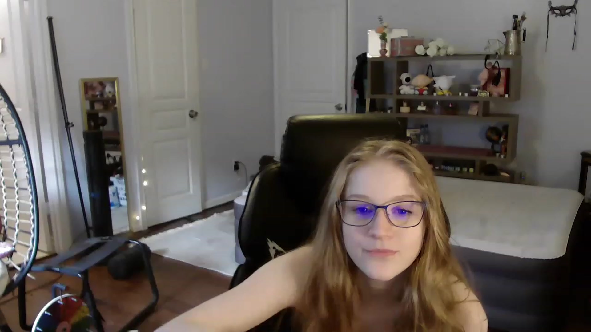 Gallery image thumbnail from Bunnydathug's myfreecams stream on, 07/14/2023, 14:05 image 10 of 20