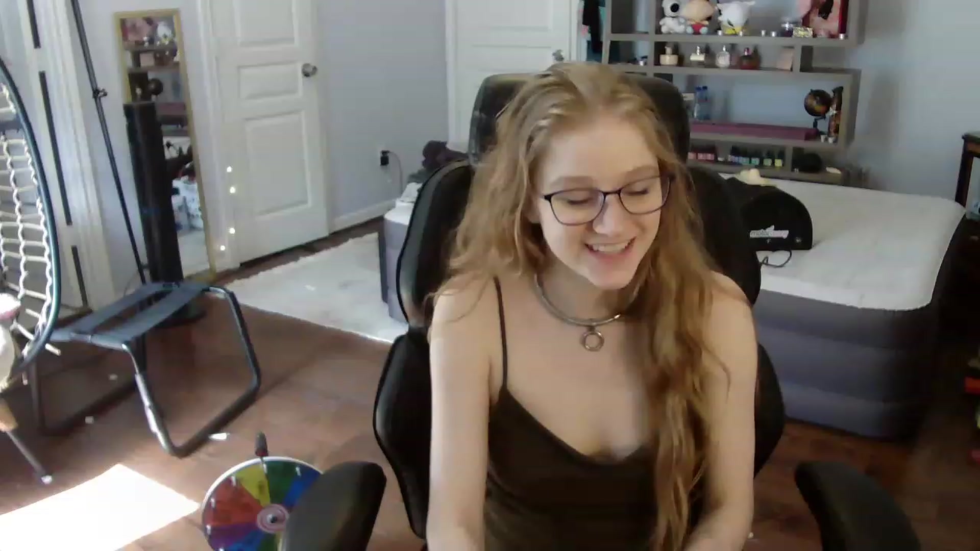 Gallery image thumbnail from Bunnydathug's myfreecams stream on, 07/14/2023, 16:10 image 8 of 20