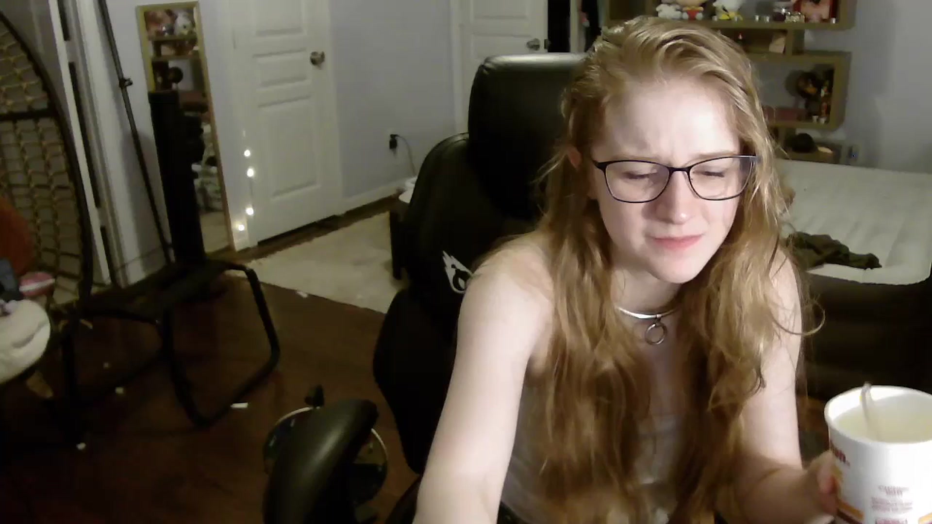 Gallery image thumbnail from Bunnydathug's myfreecams stream on, 07/15/2023, 11:21 image 1 of 20