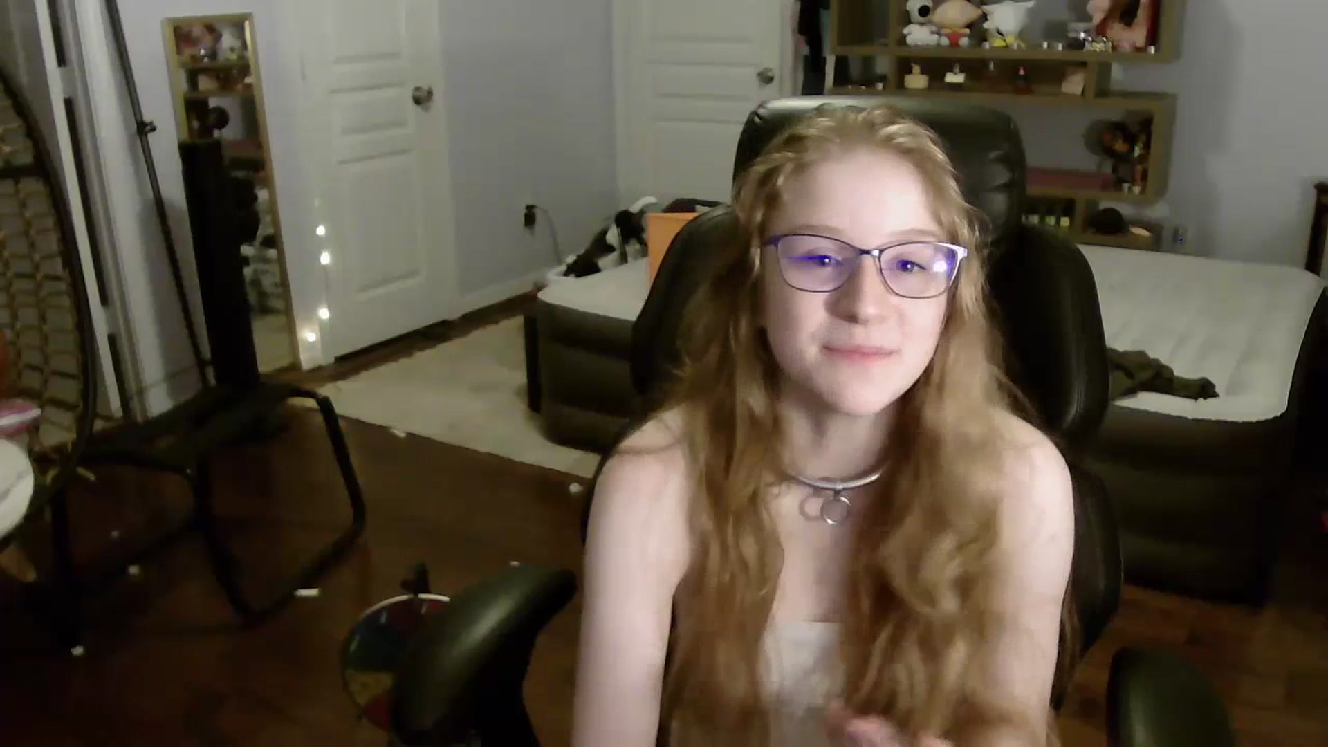 Gallery image thumbnail from Bunnydathug's myfreecams stream on, 07/15/2023, 11:21 image 14 of 20