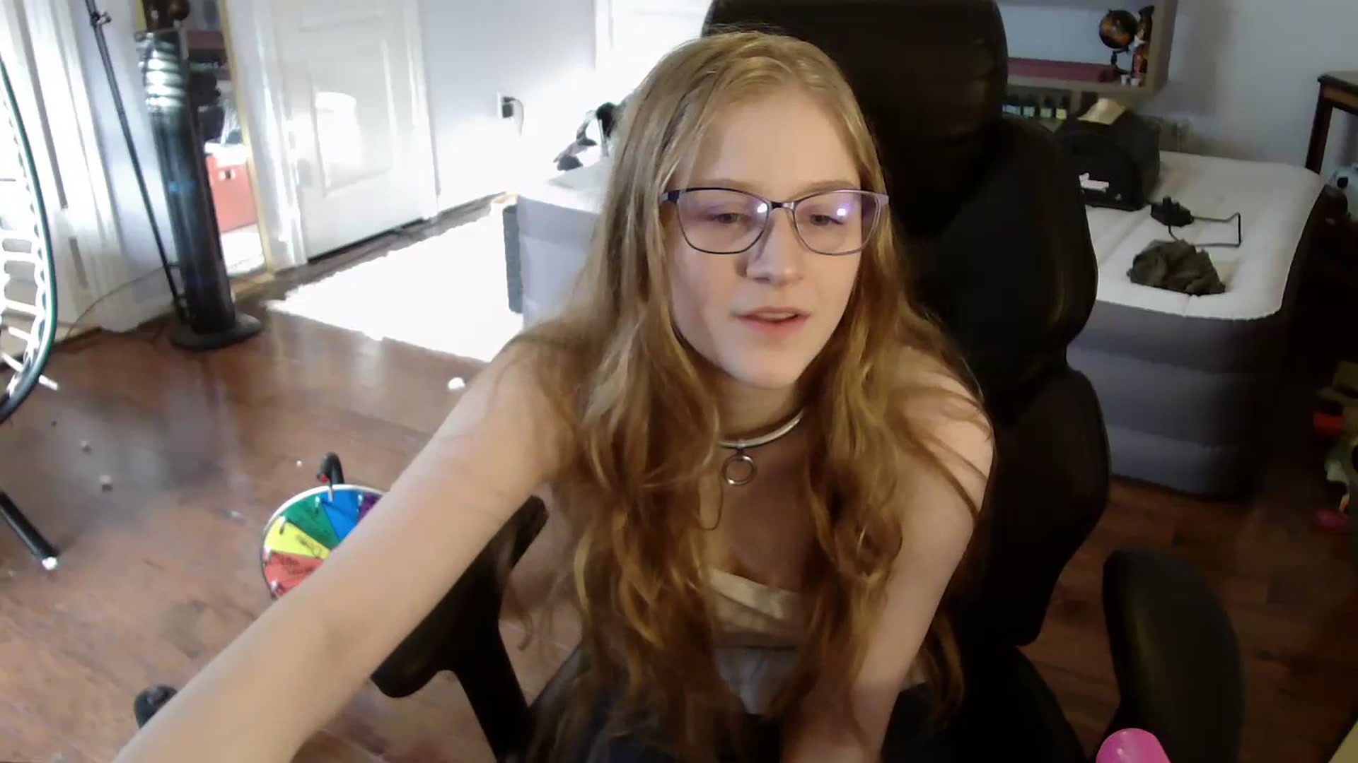 Gallery image thumbnail from Bunnydathug's myfreecams stream on, 07/15/2023, 13:43 image 4 of 20