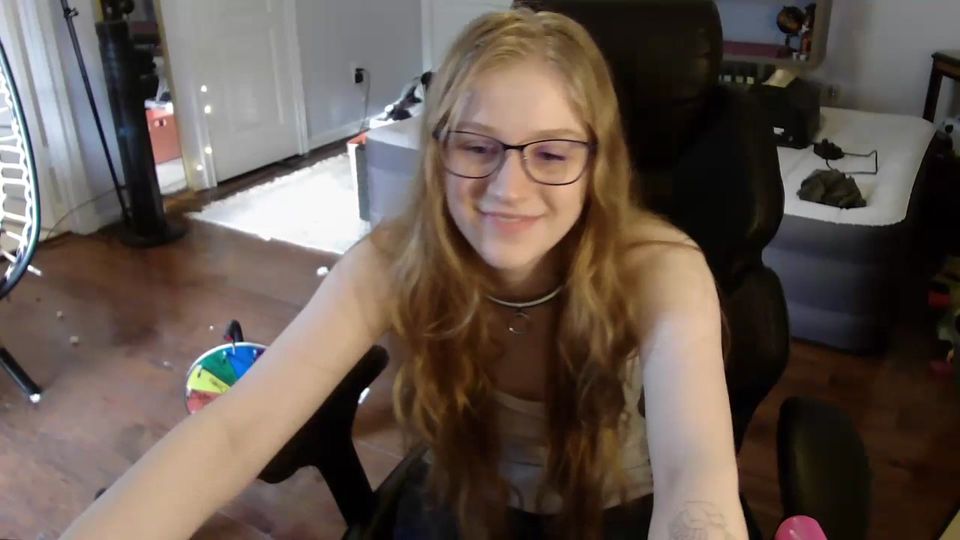 Gallery image thumbnail from Bunnydathug's myfreecams stream on, 07/15/2023, 13:43 image 5 of 20
